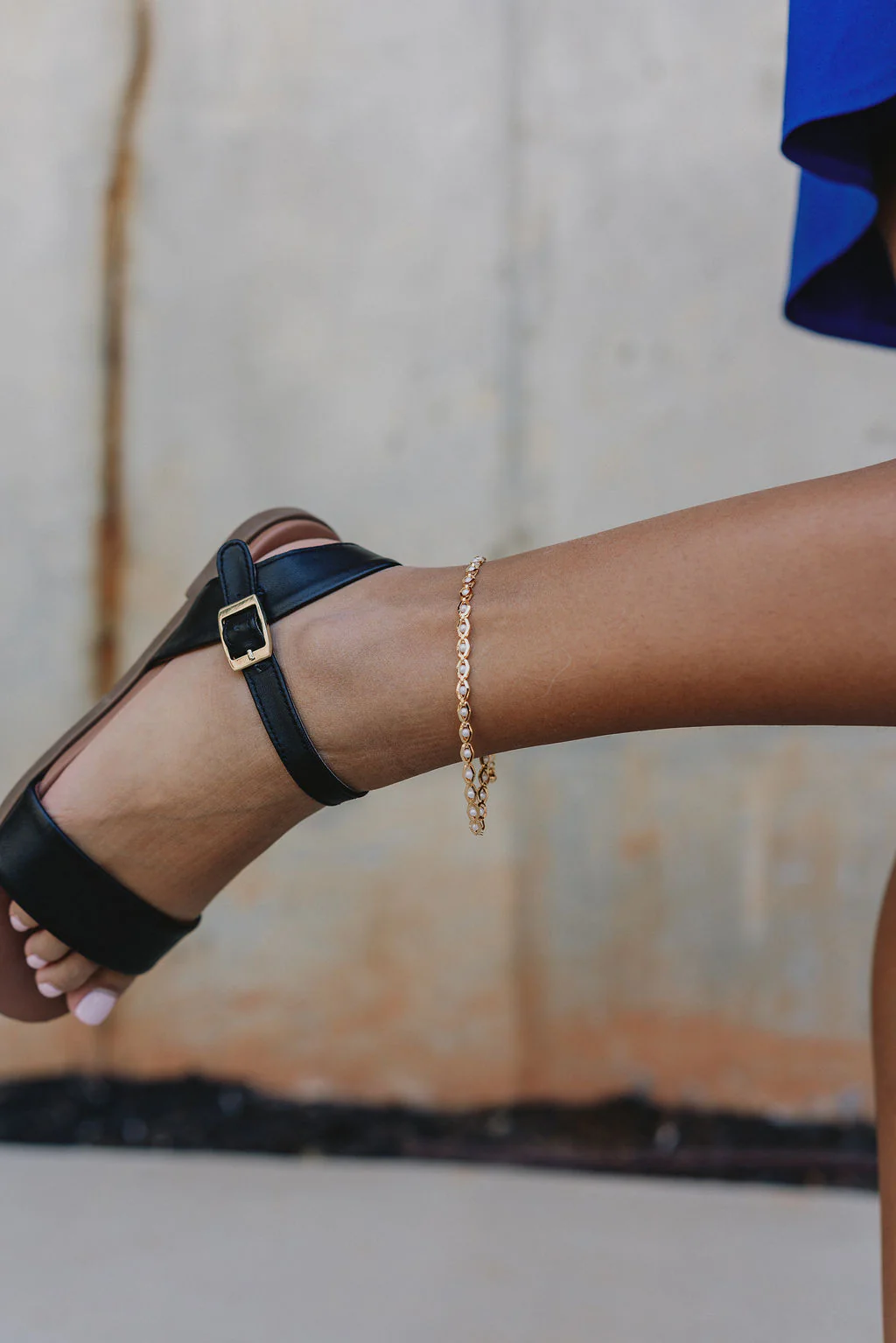 Samara Gold & Pearl Adjustable Chain Anklet - Image 2
