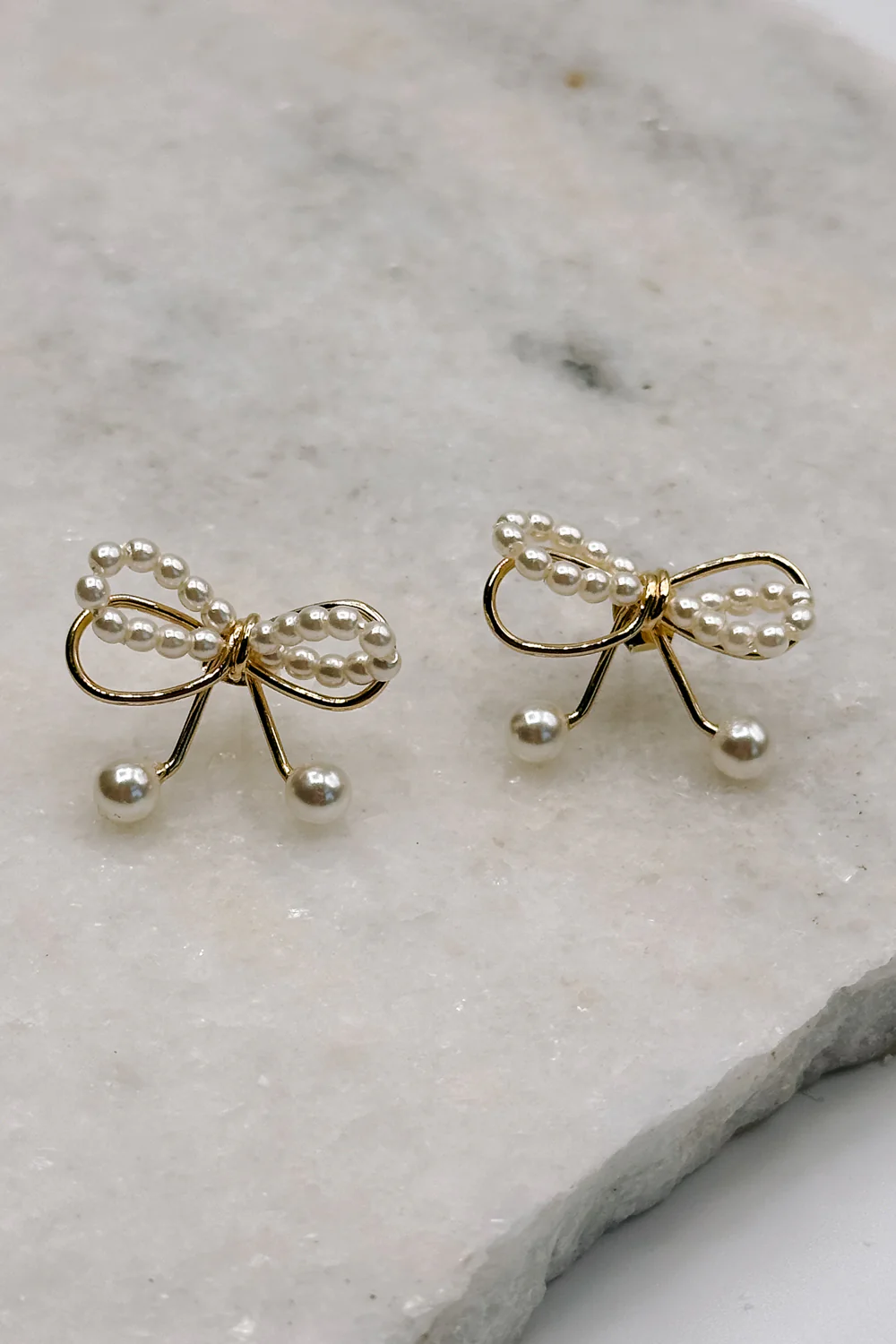 Cora Gold & Pearl Bow Stud Earring - Image 4