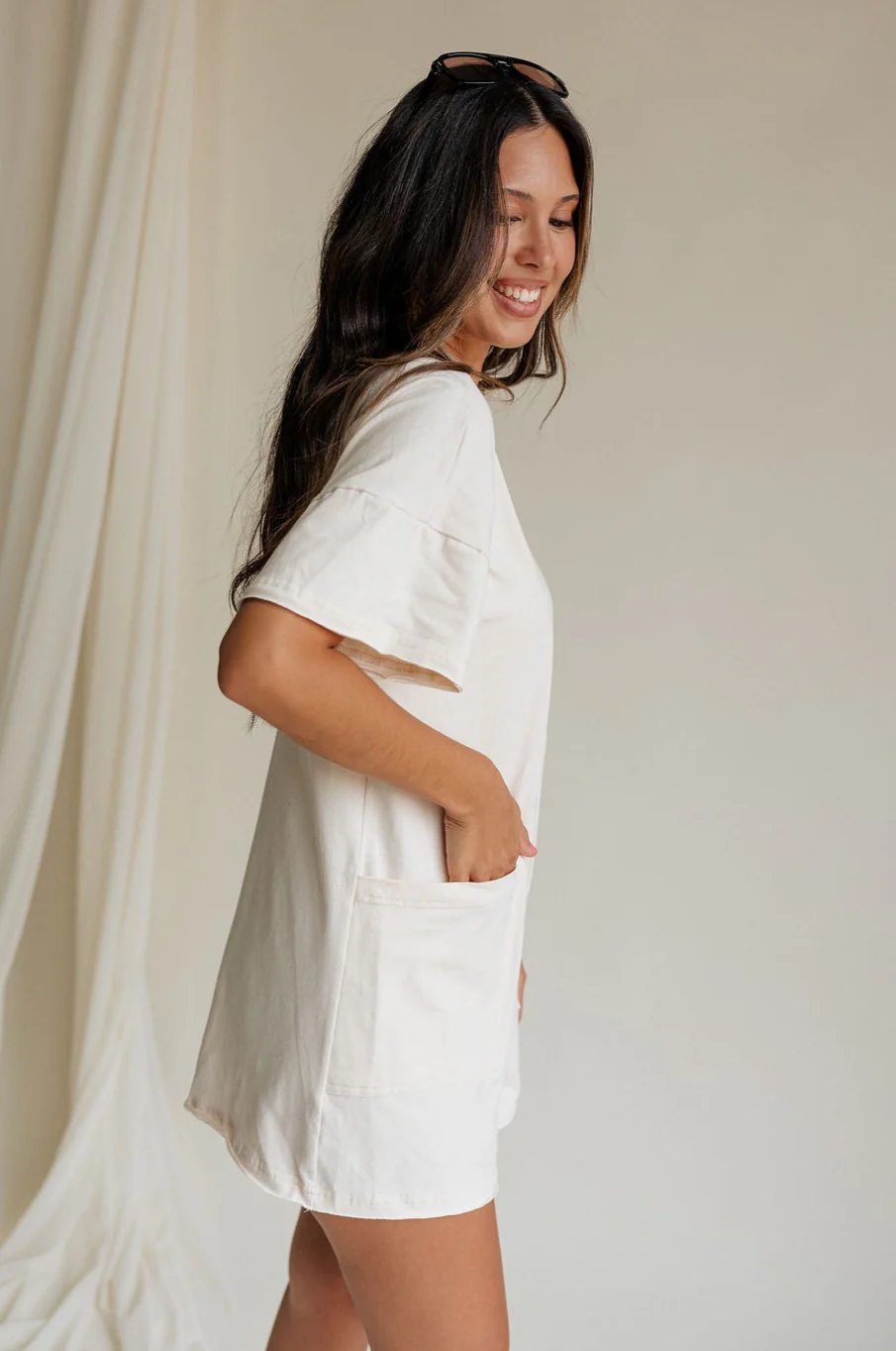 Aline V-Neckline Short Sleeve Romper - Image 9