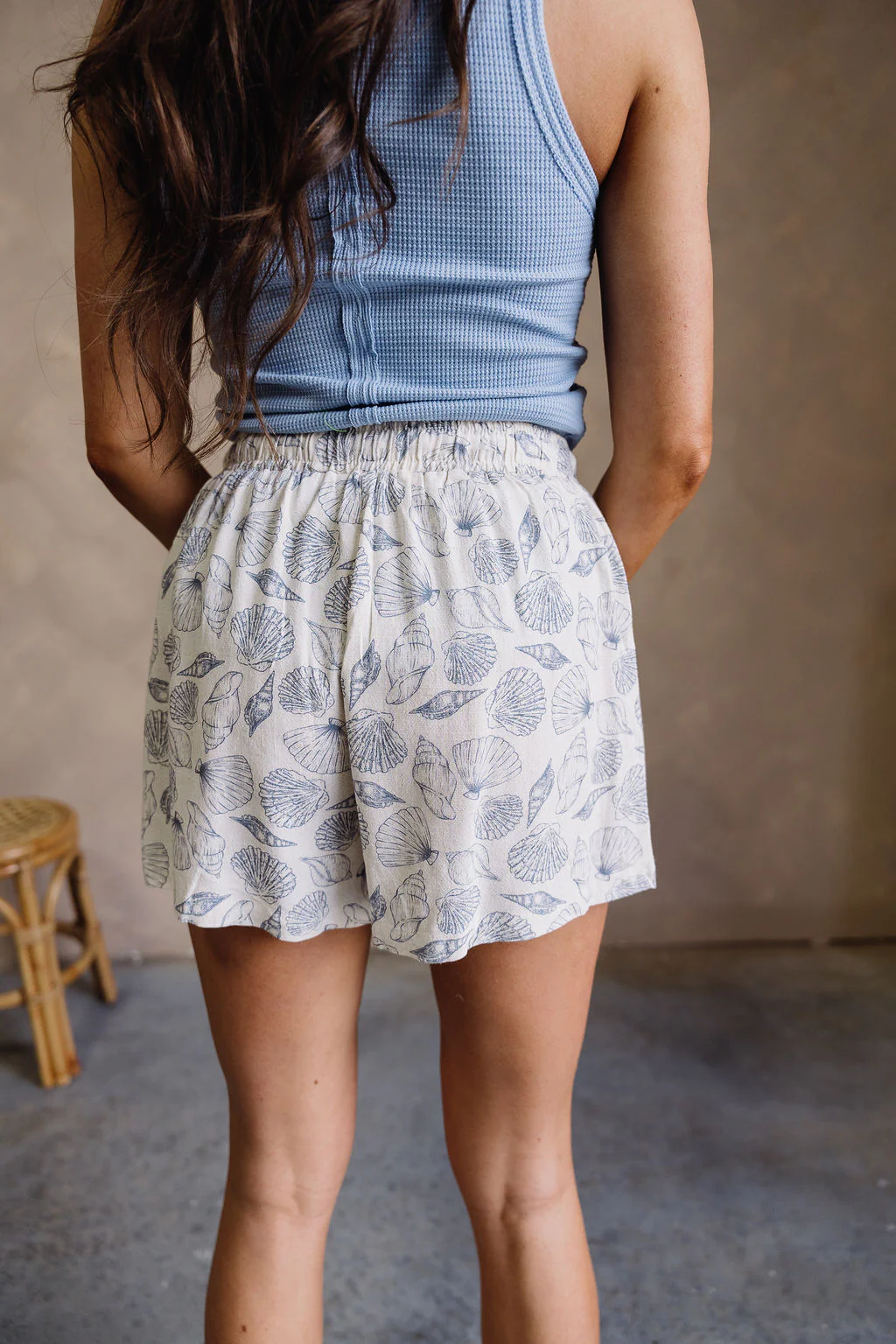 Allison Blue & Ivory Linen Seashell Shorts - Image 8