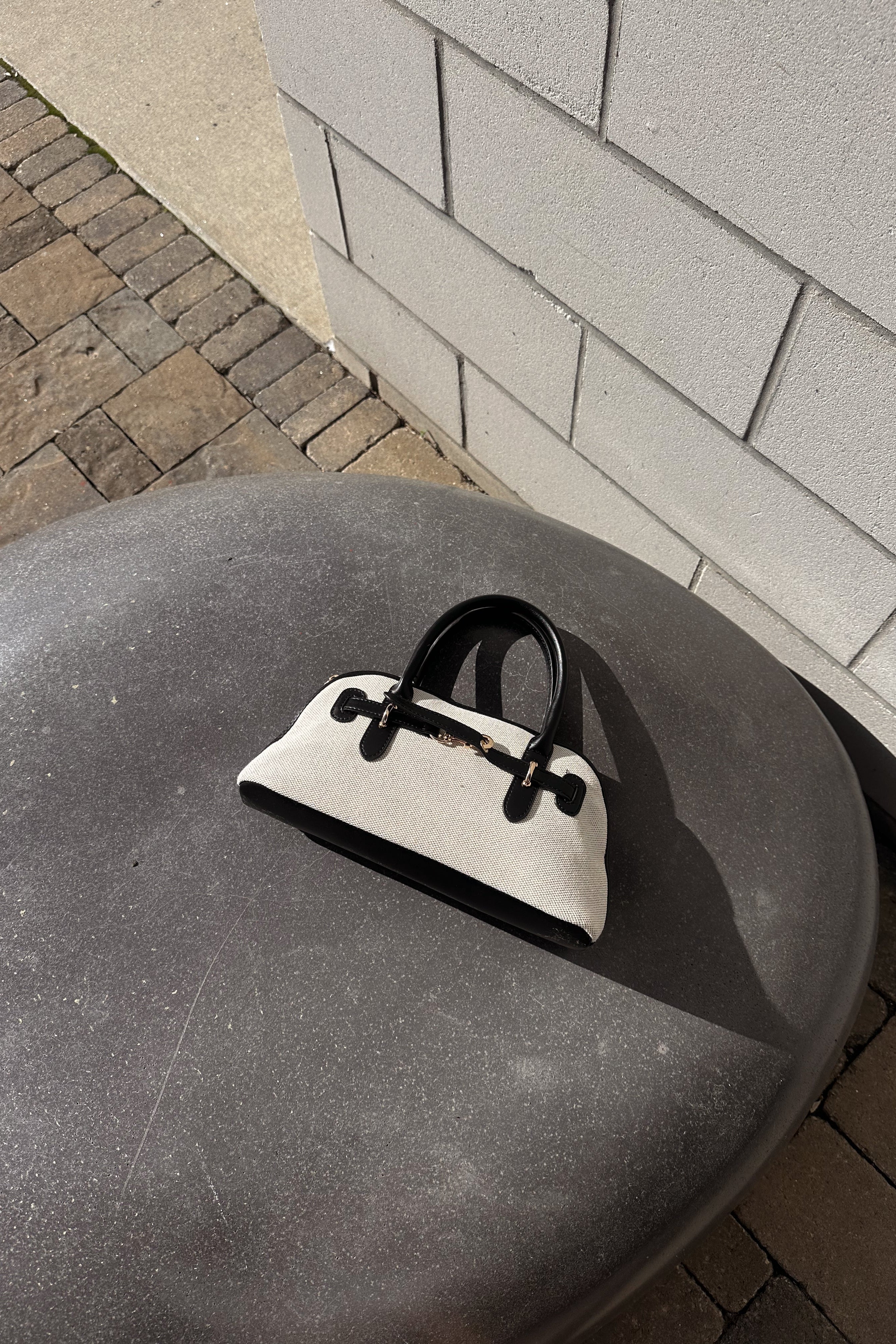 Amelia Ivory & Black Shoulder Purse - Image 2