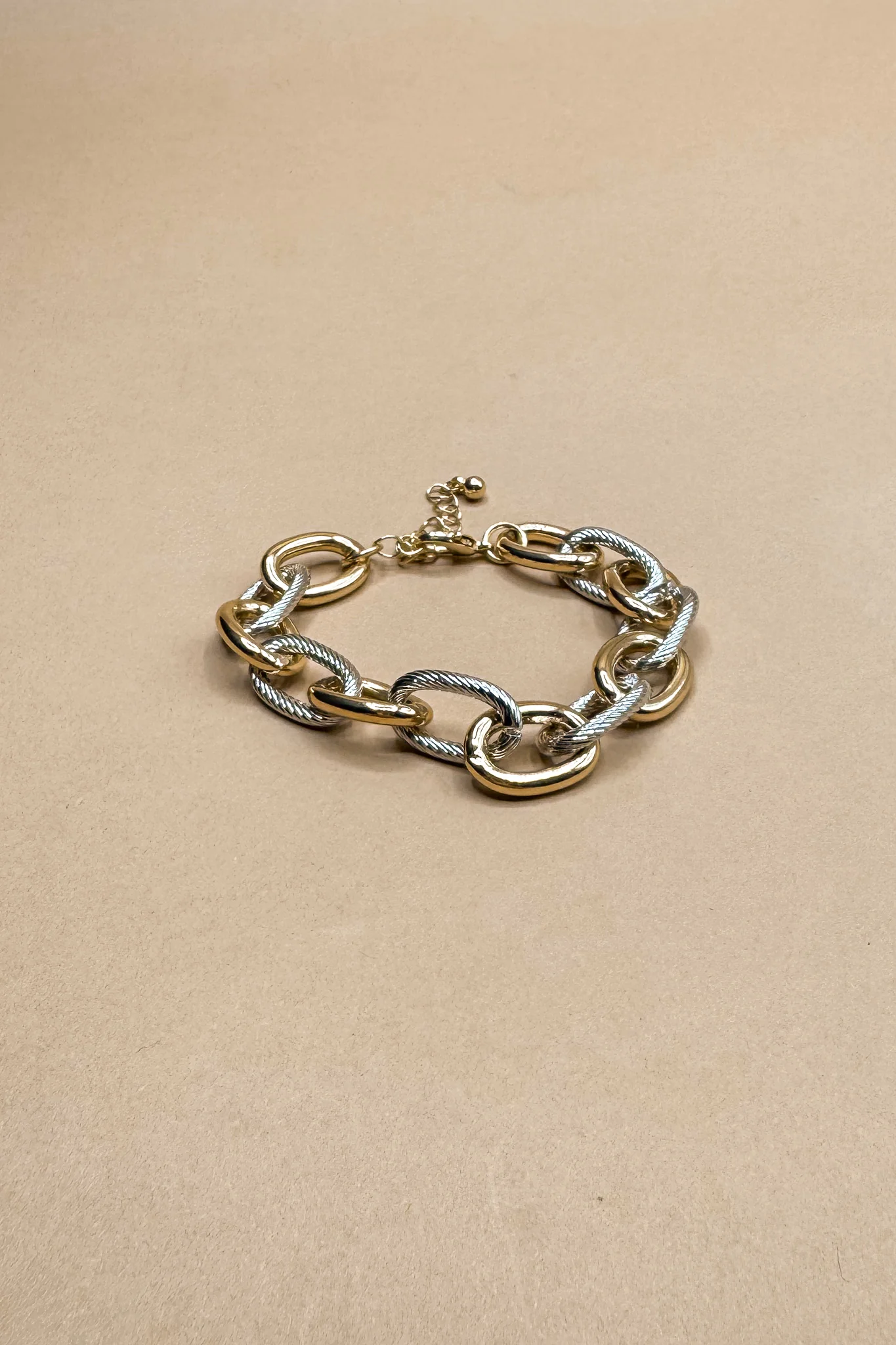 Angela Gold & Silver Ribbed Chain Bracelet - Image 3