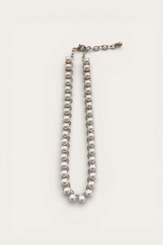 Angelina Gold Pearl Necklace - Image 2