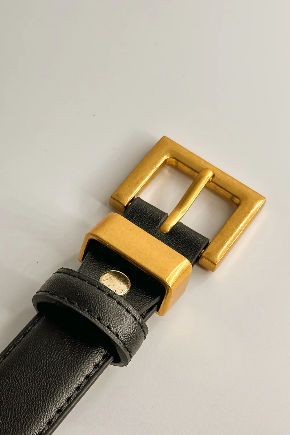 Ariana Black Slim Square Buckle Belt - Image 4