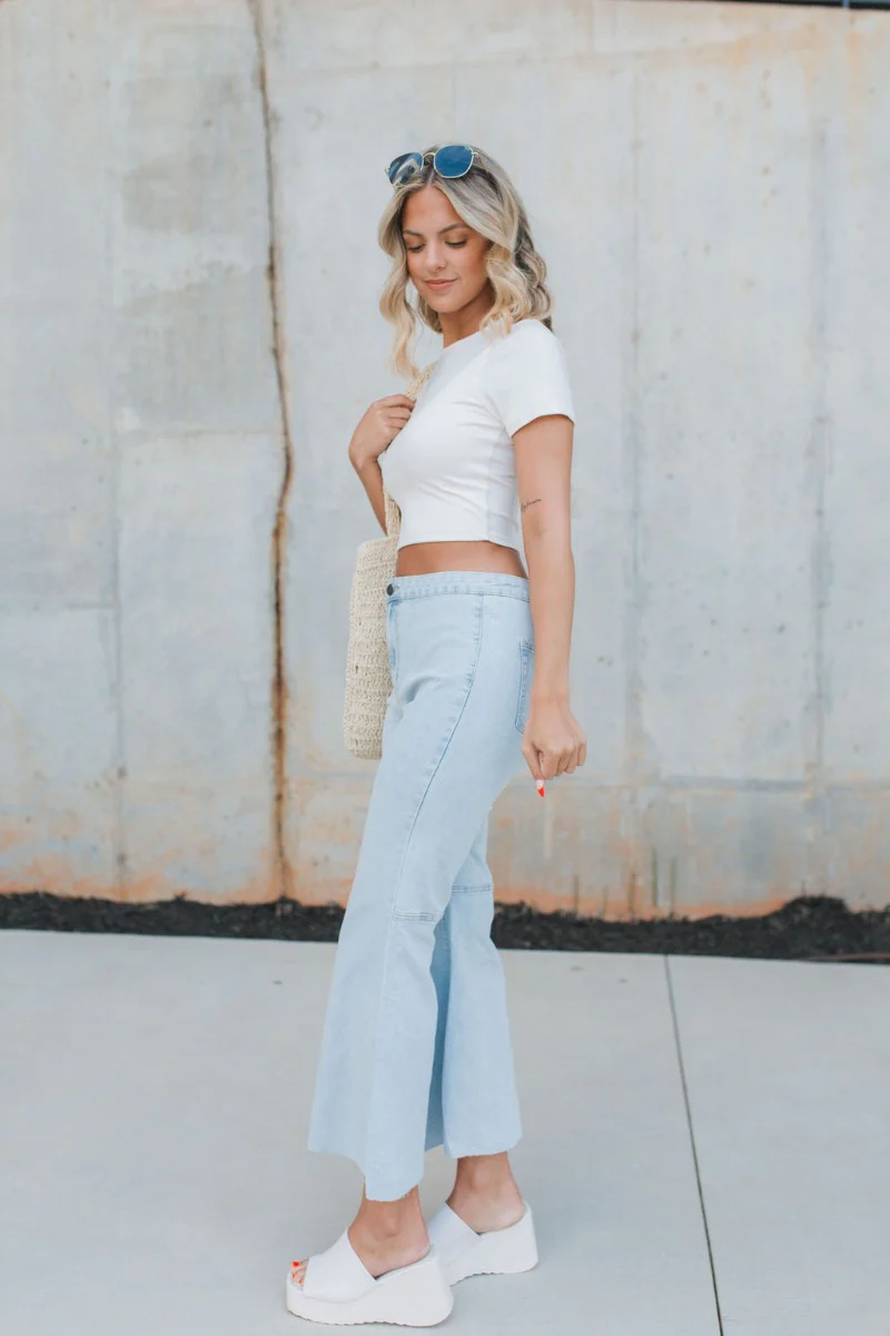 Aubrey Cropped Flare Jeans - Image 4