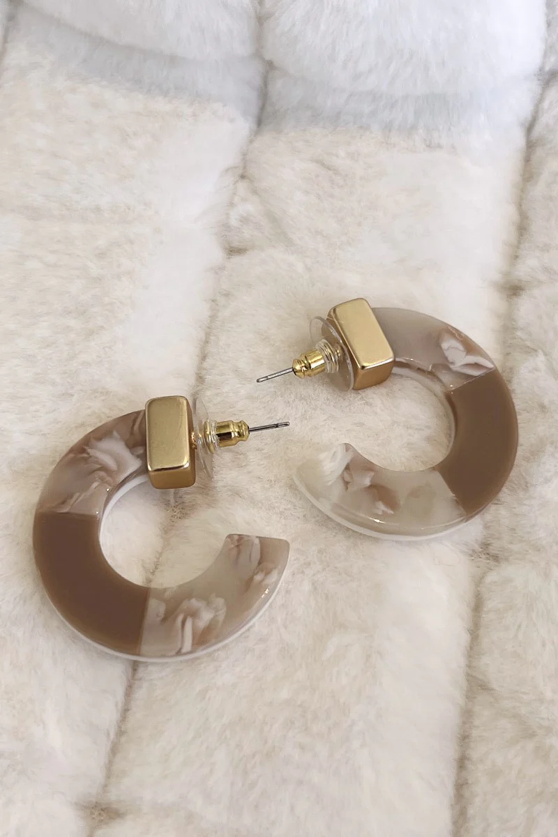 Aubrey Marbled Hoops - Image 2