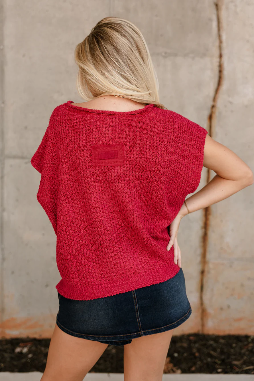 Ava Red Sleeveless Sweater - Image 7