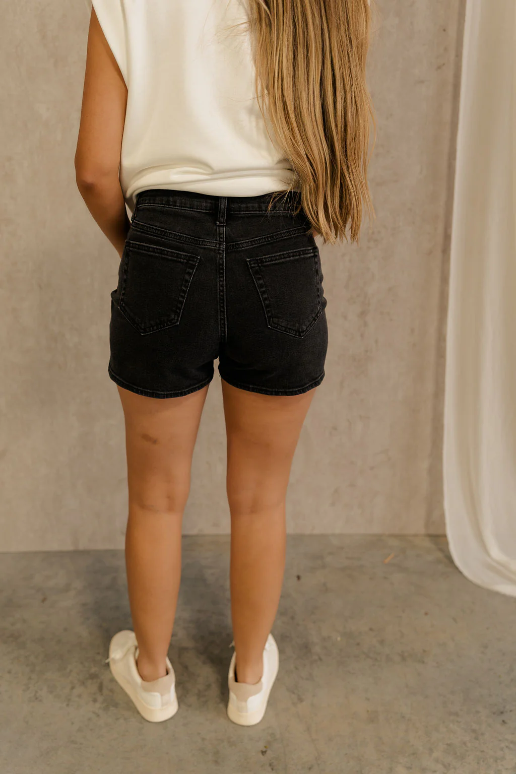 Ava Washed Black Denim Shorts - Image 4