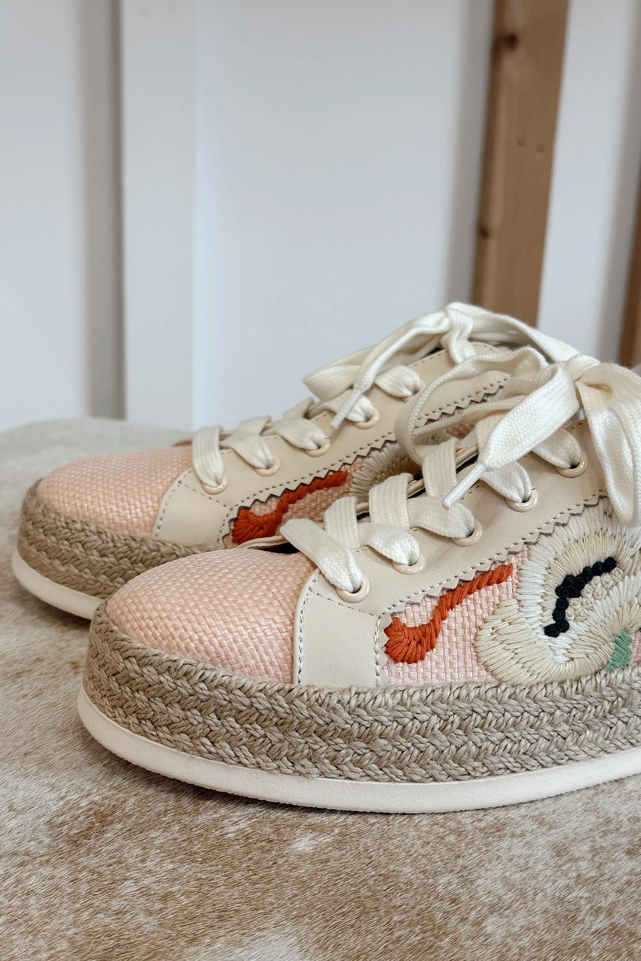 Dolce Vita Azalia Pink Floral Raffia Sneaker - Image 7