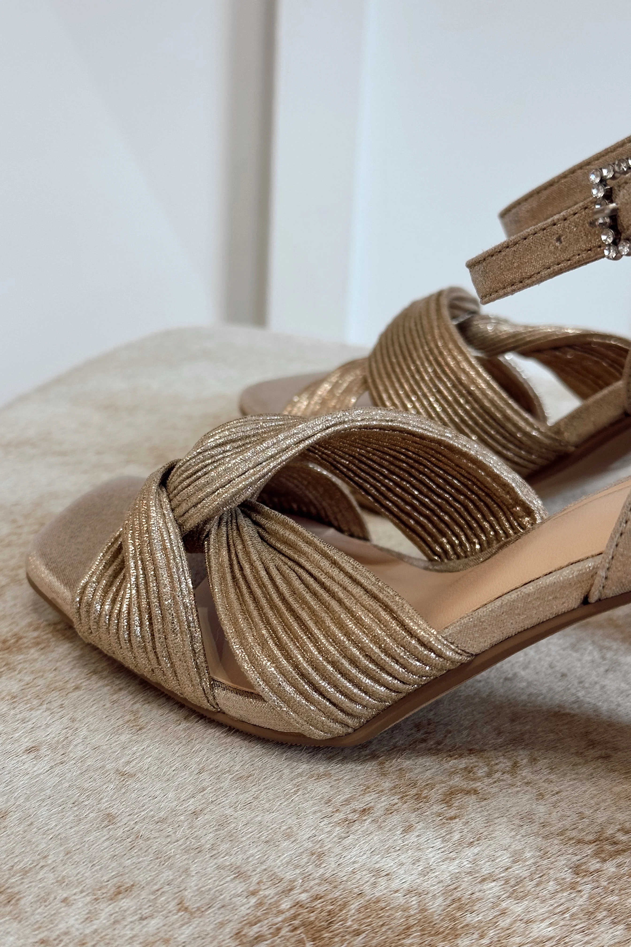 Baron Gold Twist Strap Block Heel - Image 6