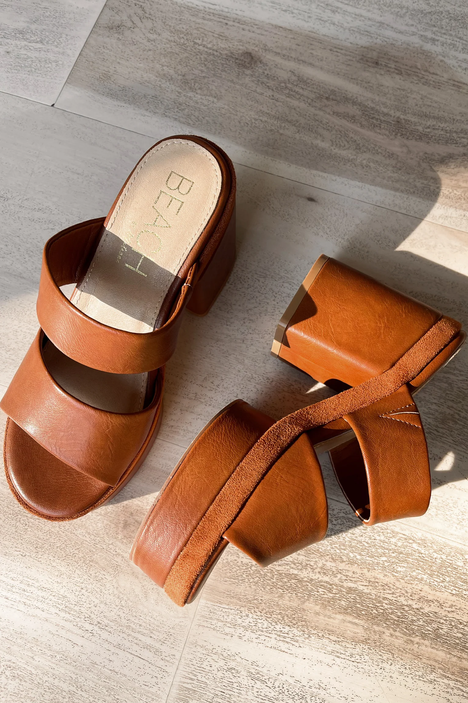 Beach by Matisse Graham Cognac Platform Sandal - Image 10