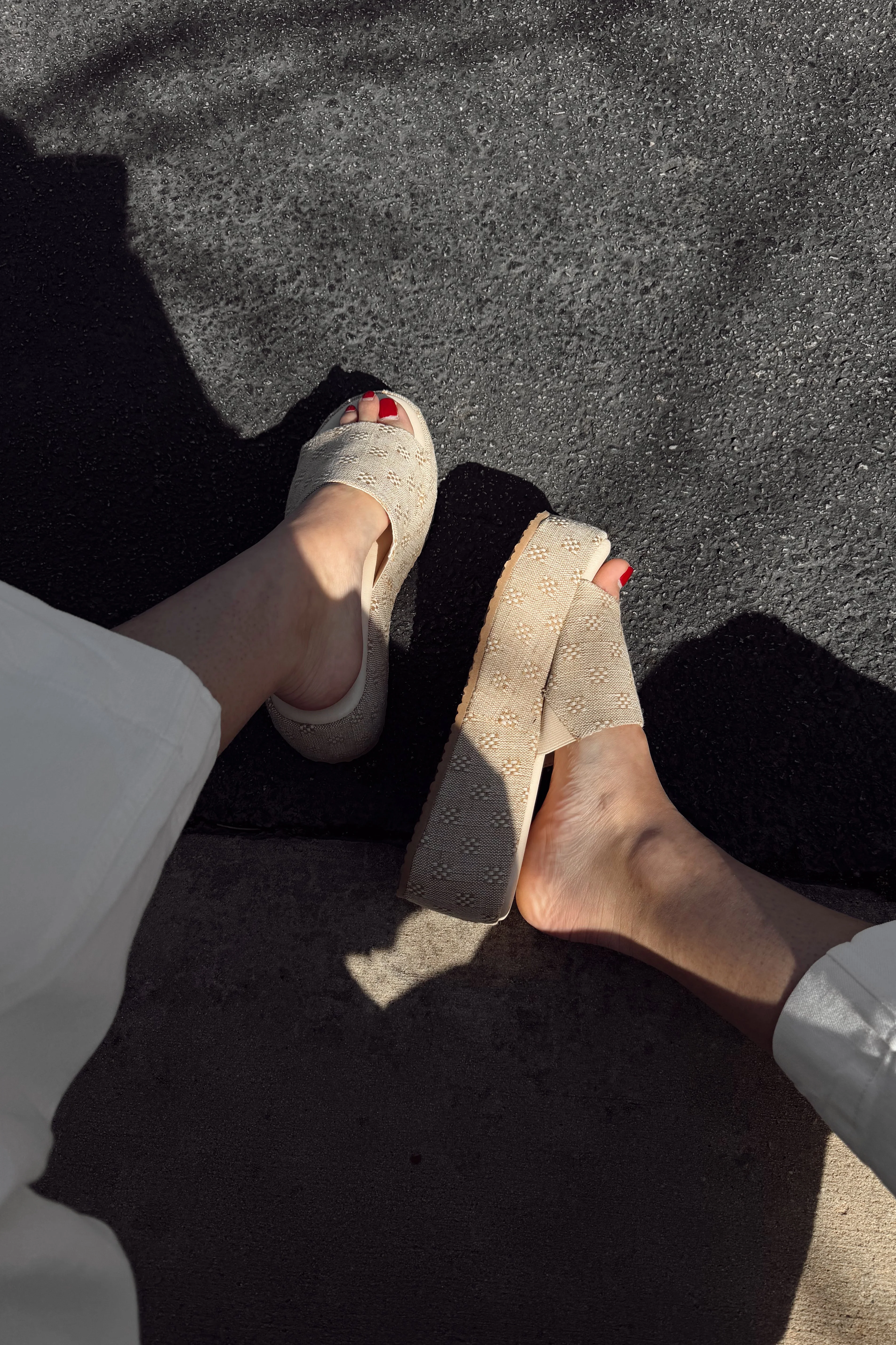 Beach by Matisse Pismo Sand Platform Slide Sandal - Image 2