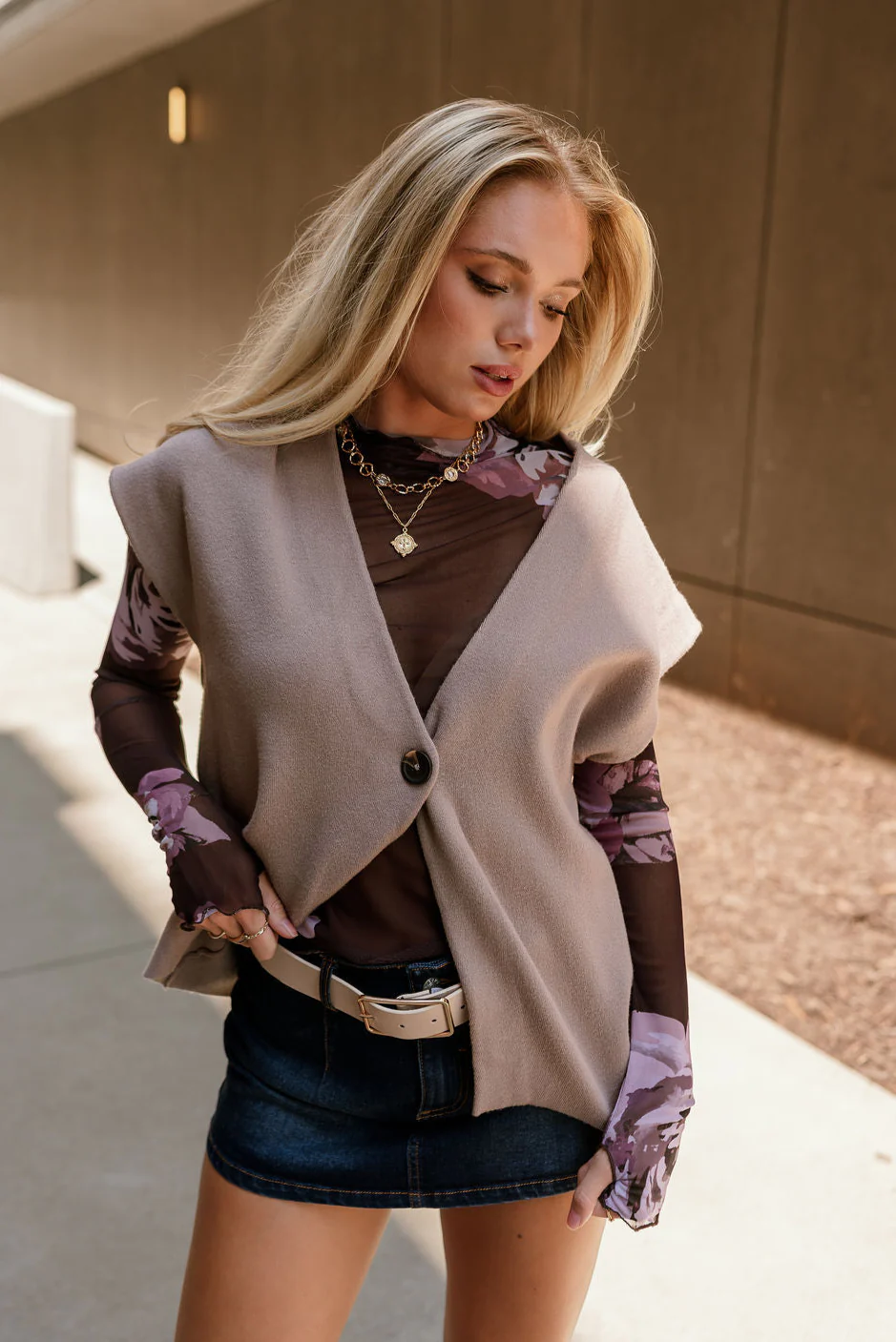 Bethany Mocha Sleeveless Split Hem Cardigan - Image 2