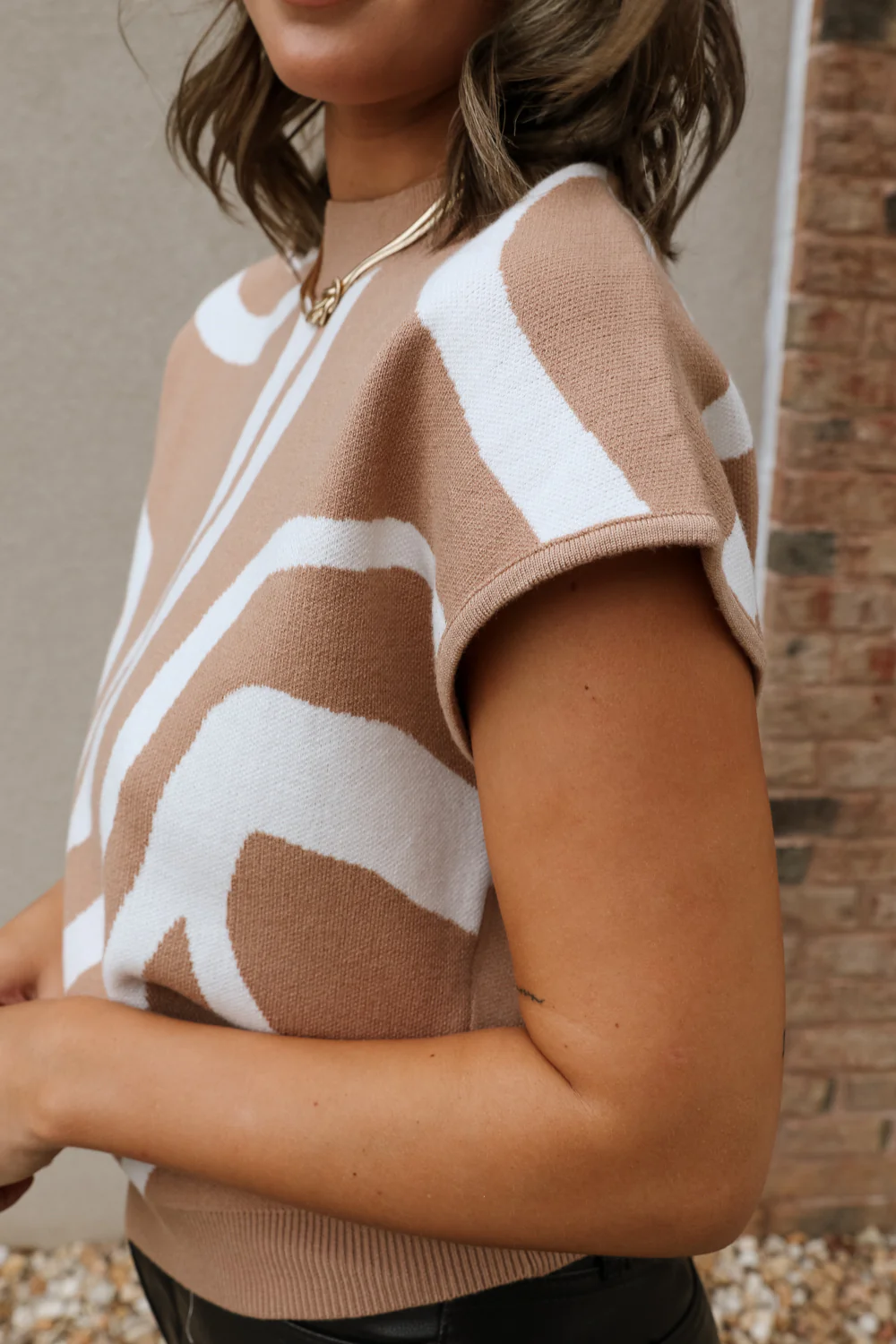 Carinna Mocha & White Swirl Sweater - Image 5
