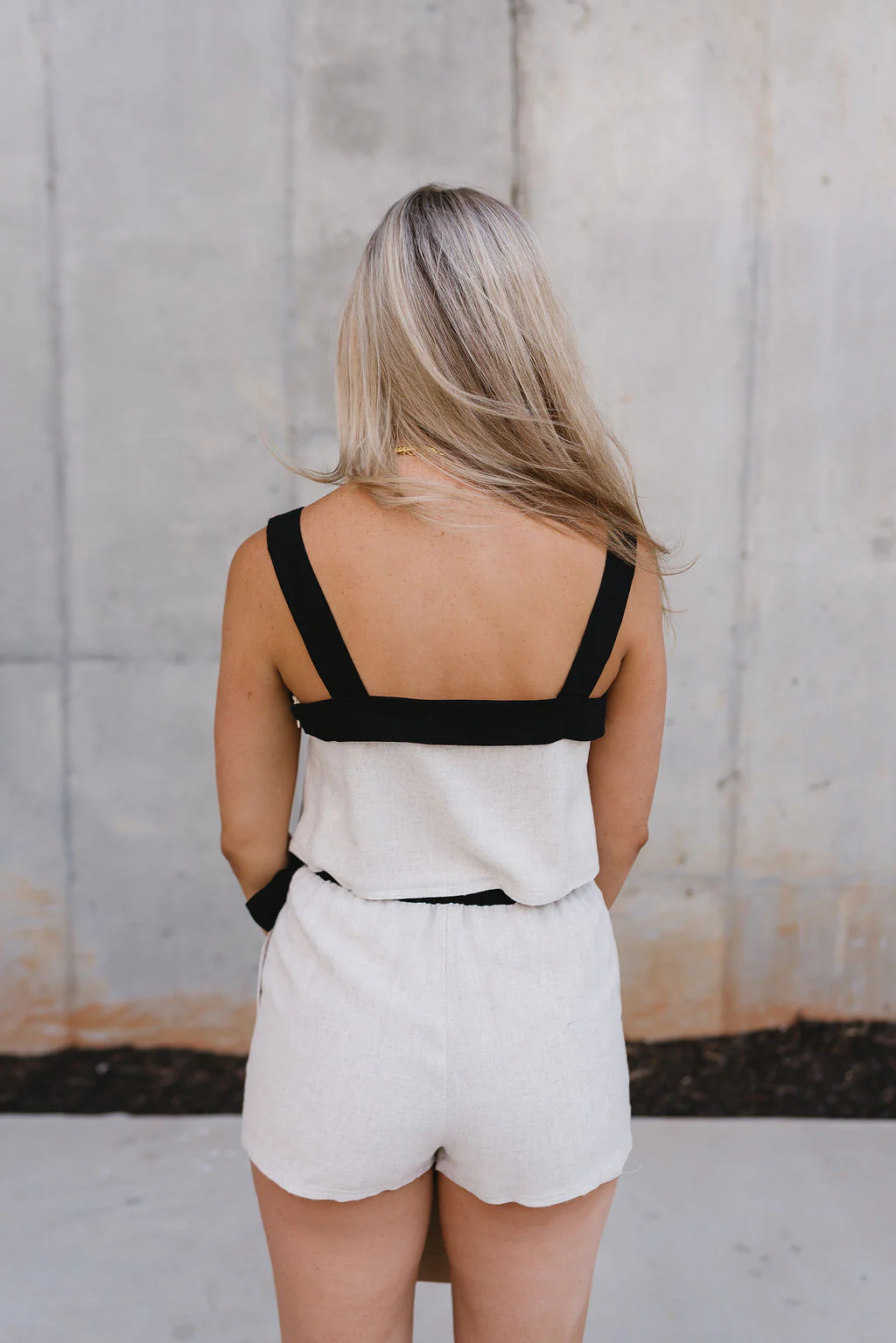 Caroline Oatmeal & Black Linen Tank Top - Image 7