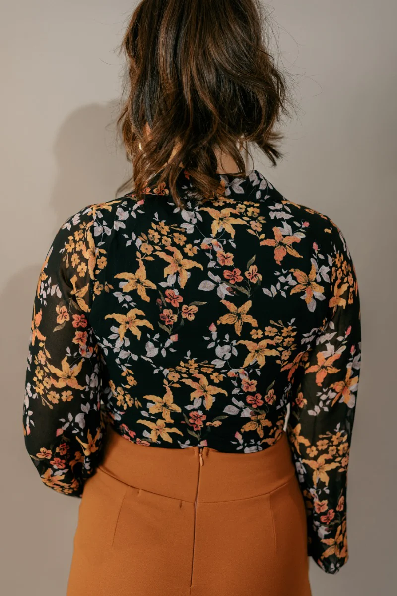 Cecilia Black Floral Long Sleeve Cropped Top - Image 6