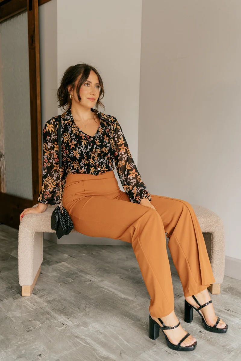 Cecilia Black Floral Long Sleeve Cropped Top - Image 7