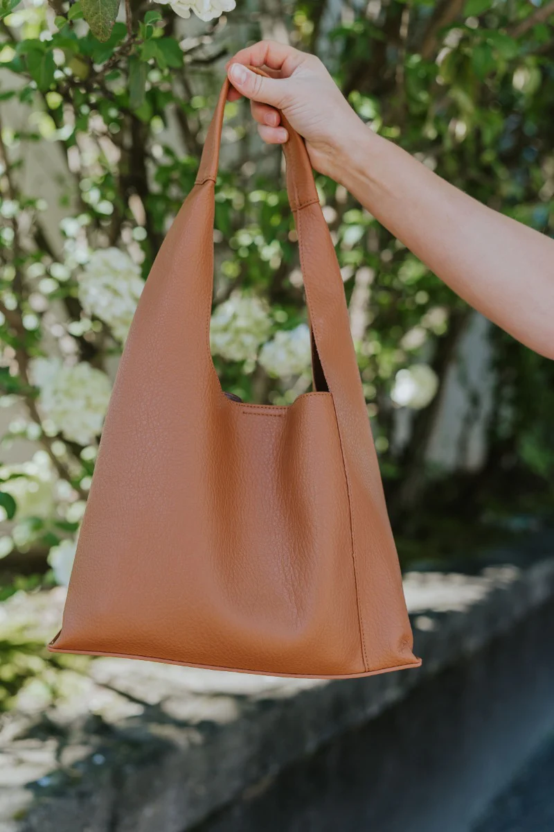 Charming Appearance Purse in Mocha