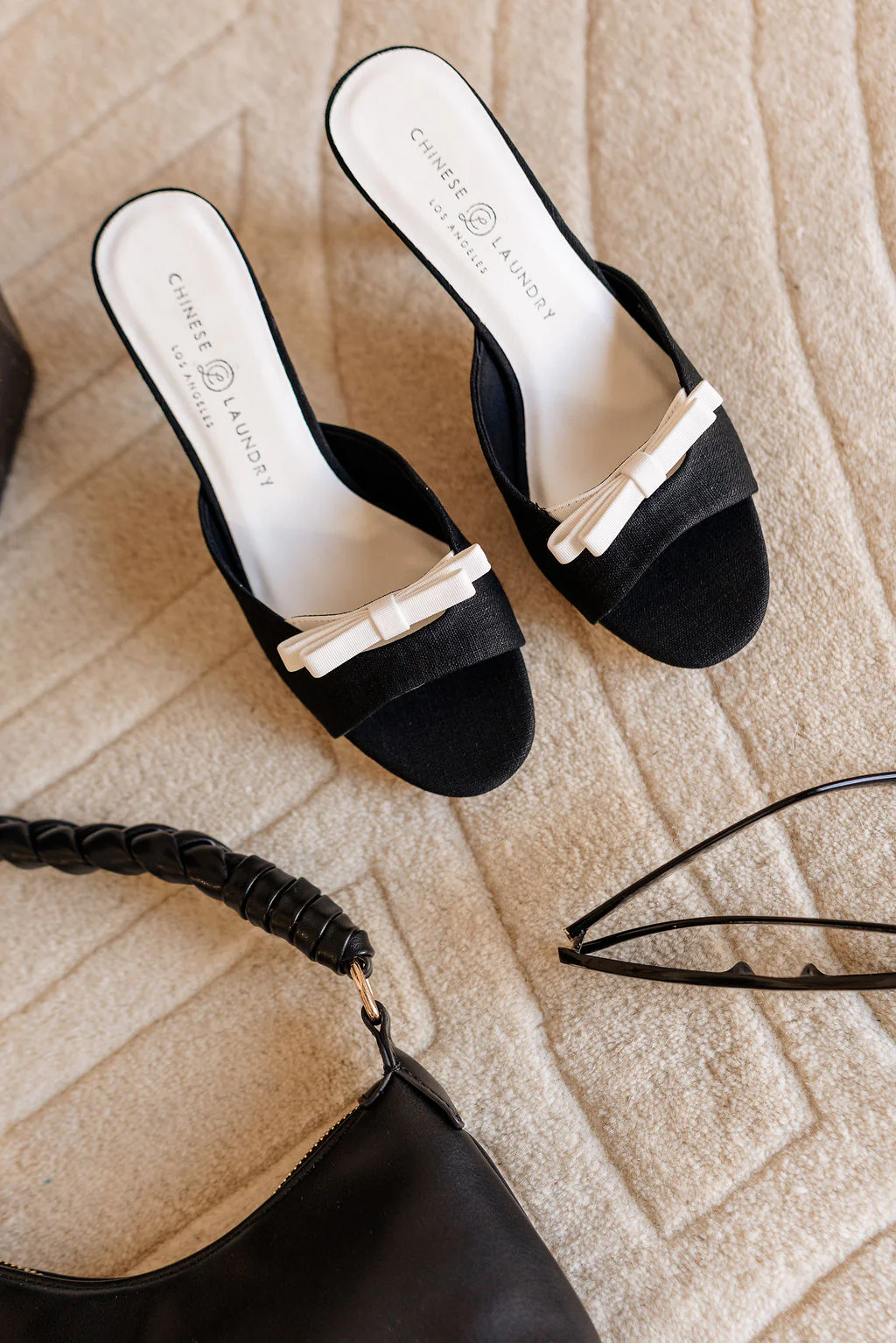 Chinese Laundry Yolana Black & White Bow Heel - Image 3