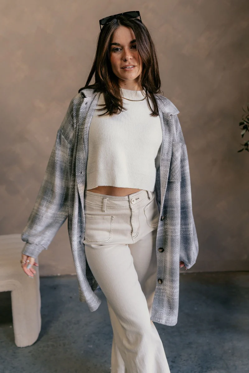 Clara Grey Plaid Knit Long Sleeve Shacket - Image 6