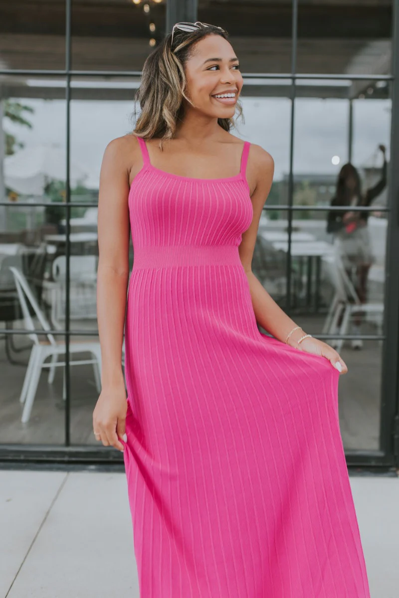 Coastal Paradise Dress in Pink - Image 3
