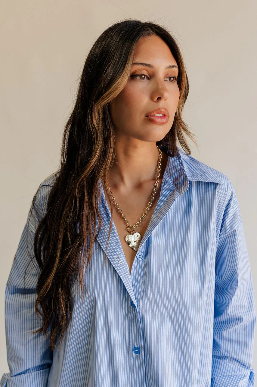 Cora Gold Hammered Heart Chain Necklace - Image 2