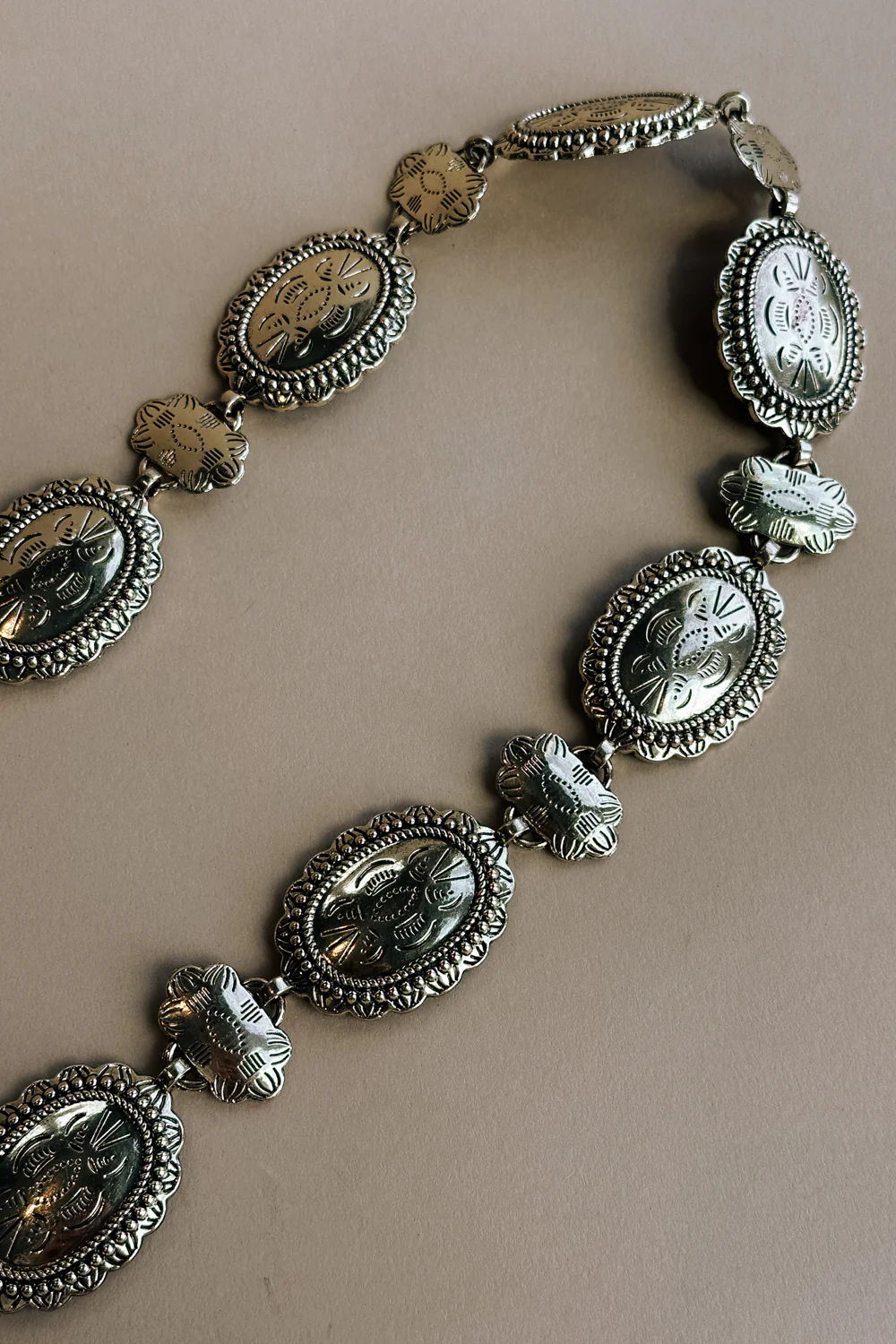 Cora Gold Western Scalloped Medallion Chain Belt - Image 3