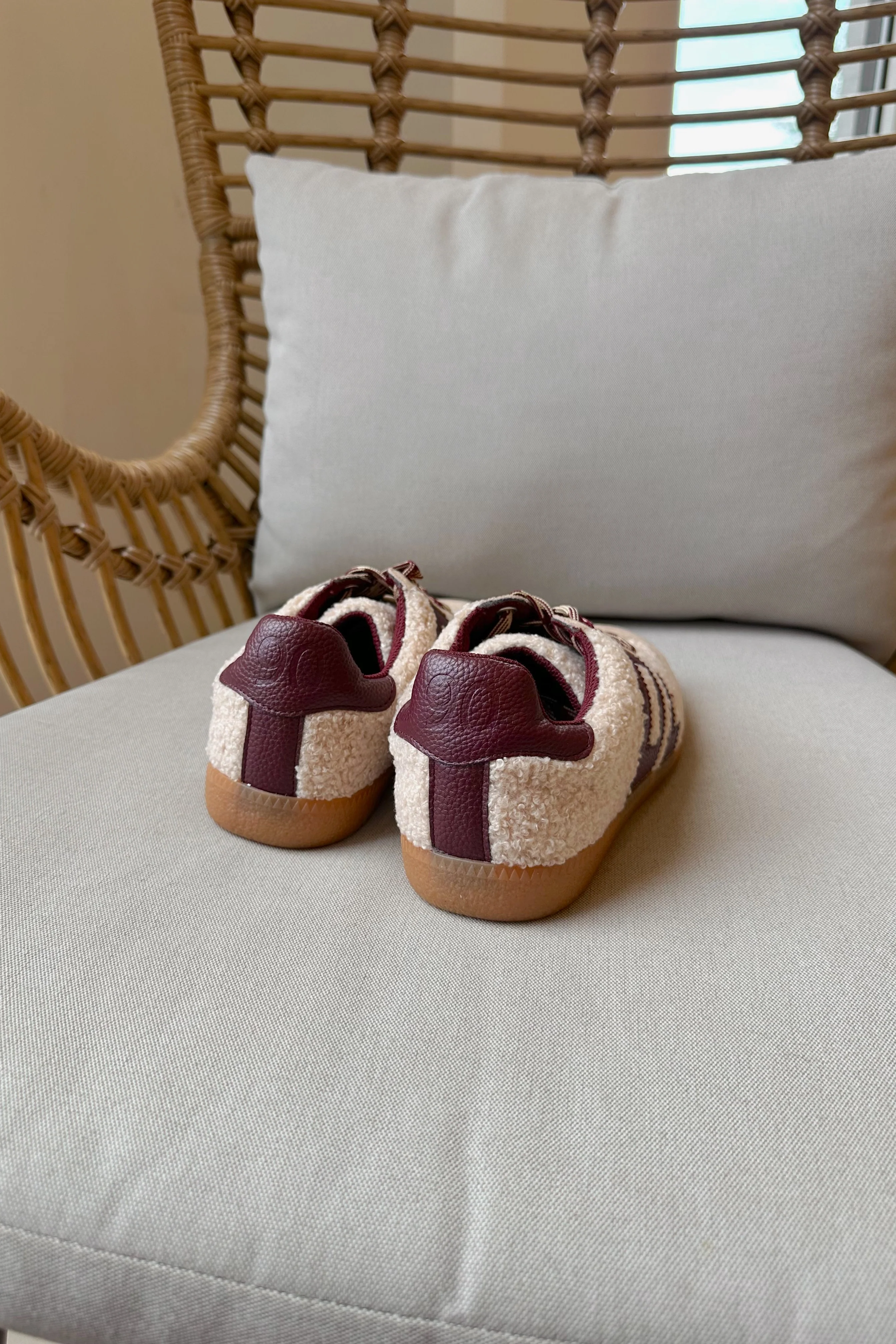 Dirty Laundry Trackstar Taupe Shearling Sneaker - Image 9