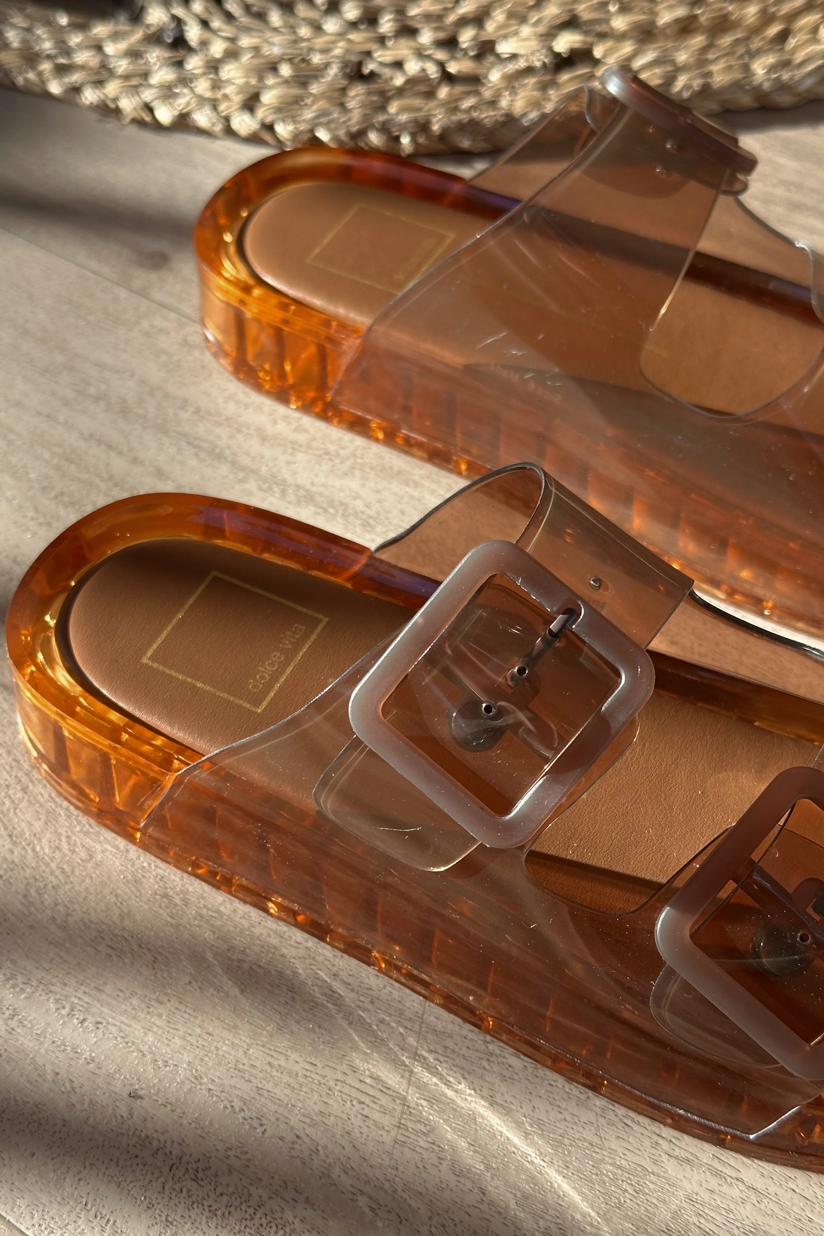 Dolce Vita Julio Whiskey Vinyl Sandal - Image 3