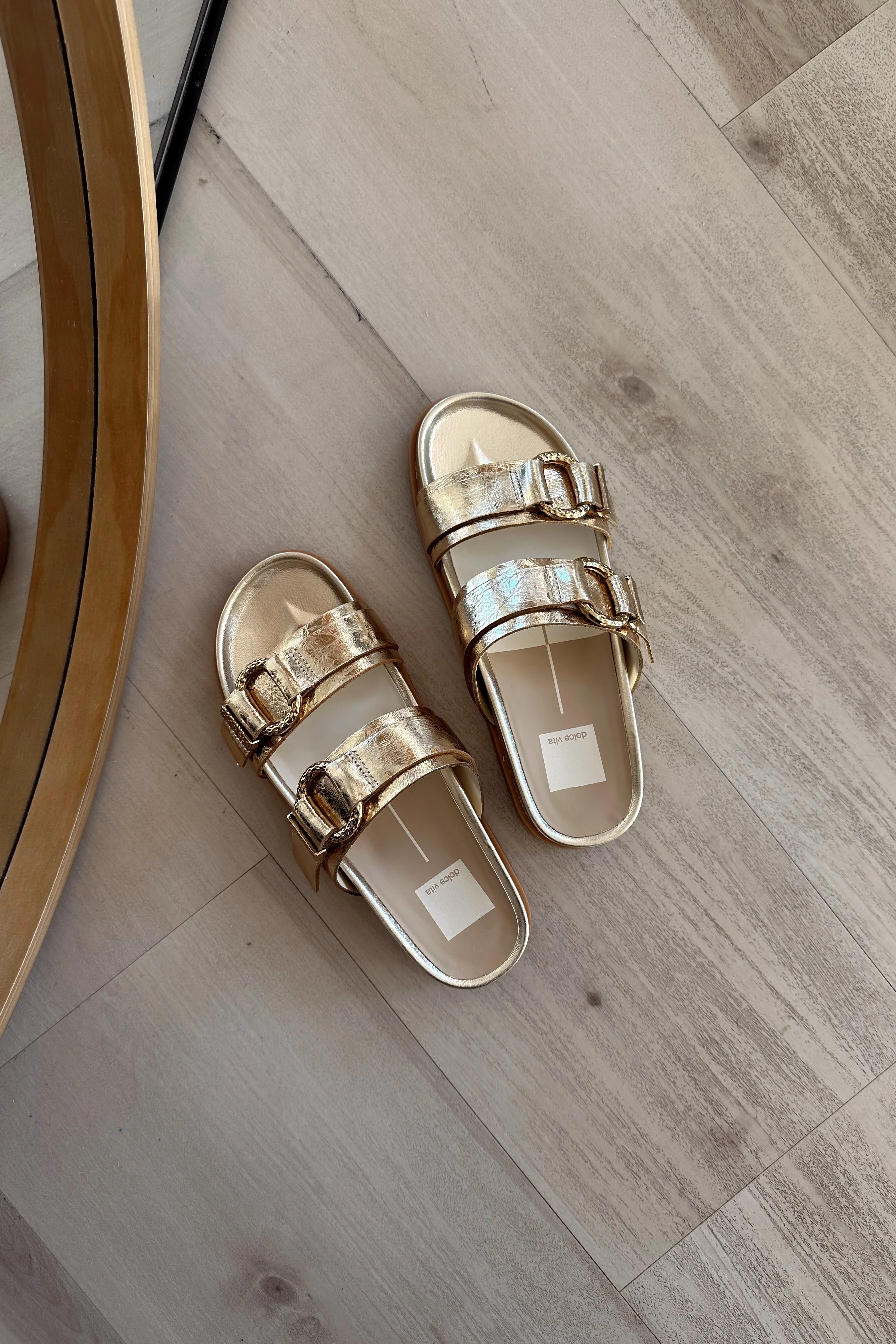 Dolce Vita Soya Gold Distressed Leather Sandal - Image 6