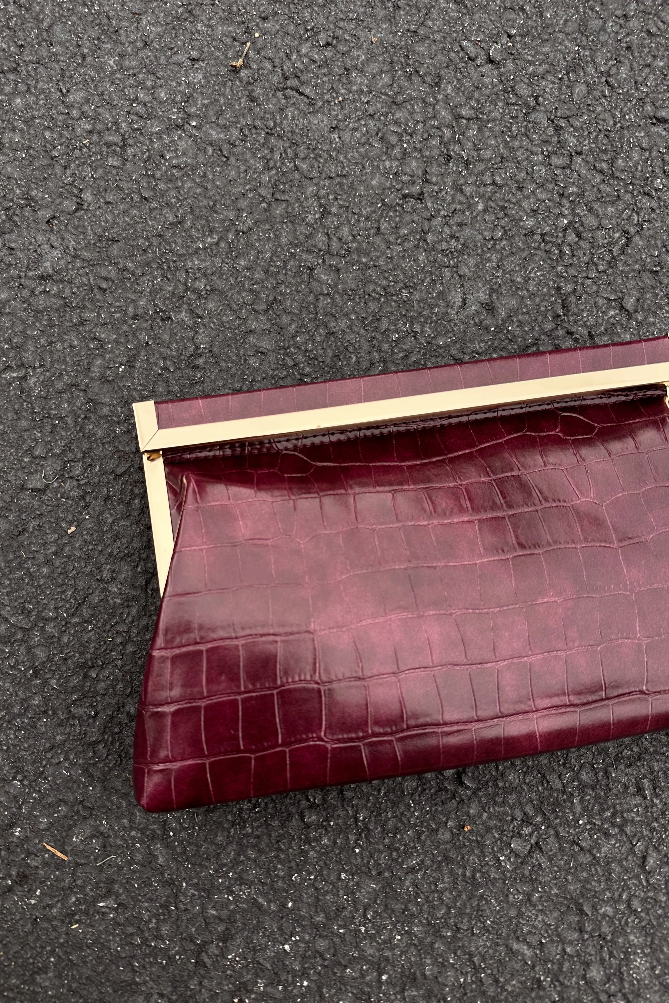 Drea Wine Croc & Gold Clutch Purse - Image 5