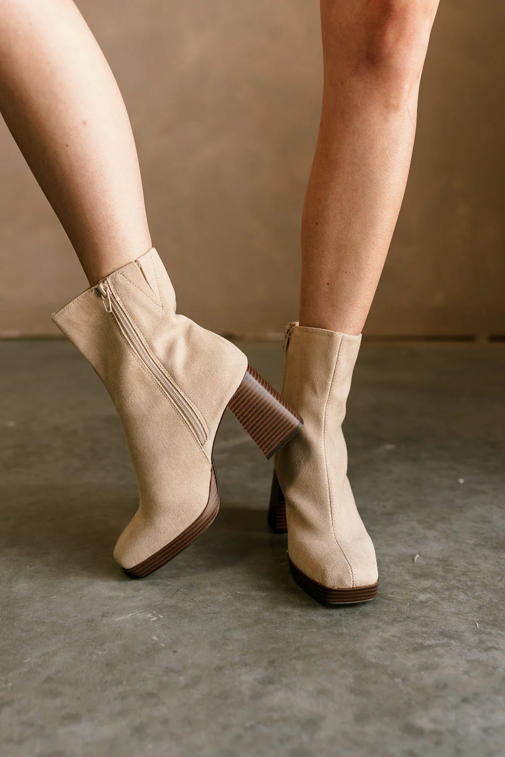 Matisse Duke Ivory Platform Boot - Image 2