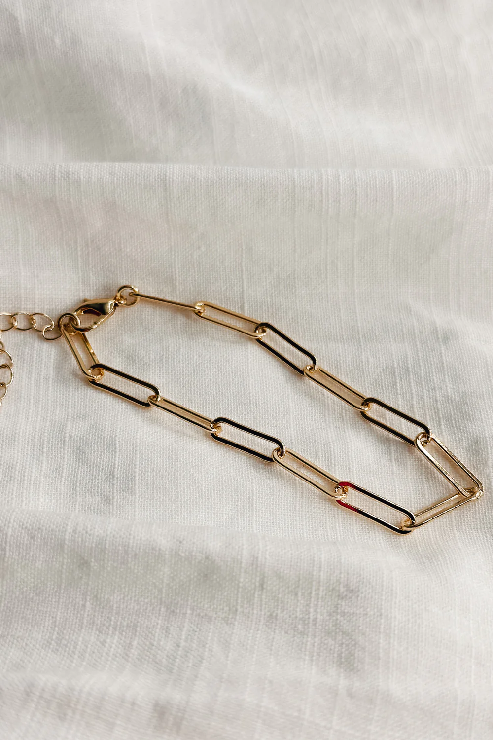 Leanne Gold Oval Chain Link Bracelet - Image 4