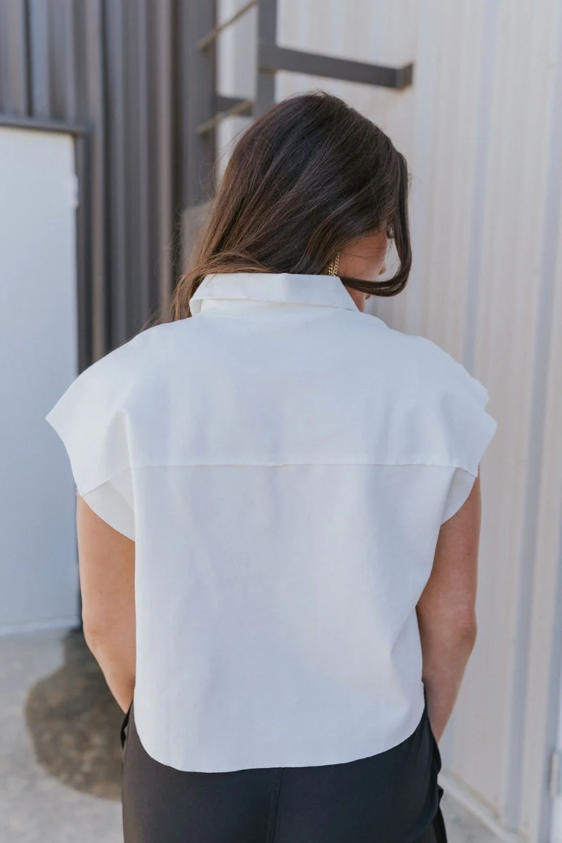 Effortlessly Chic Top - Image 5