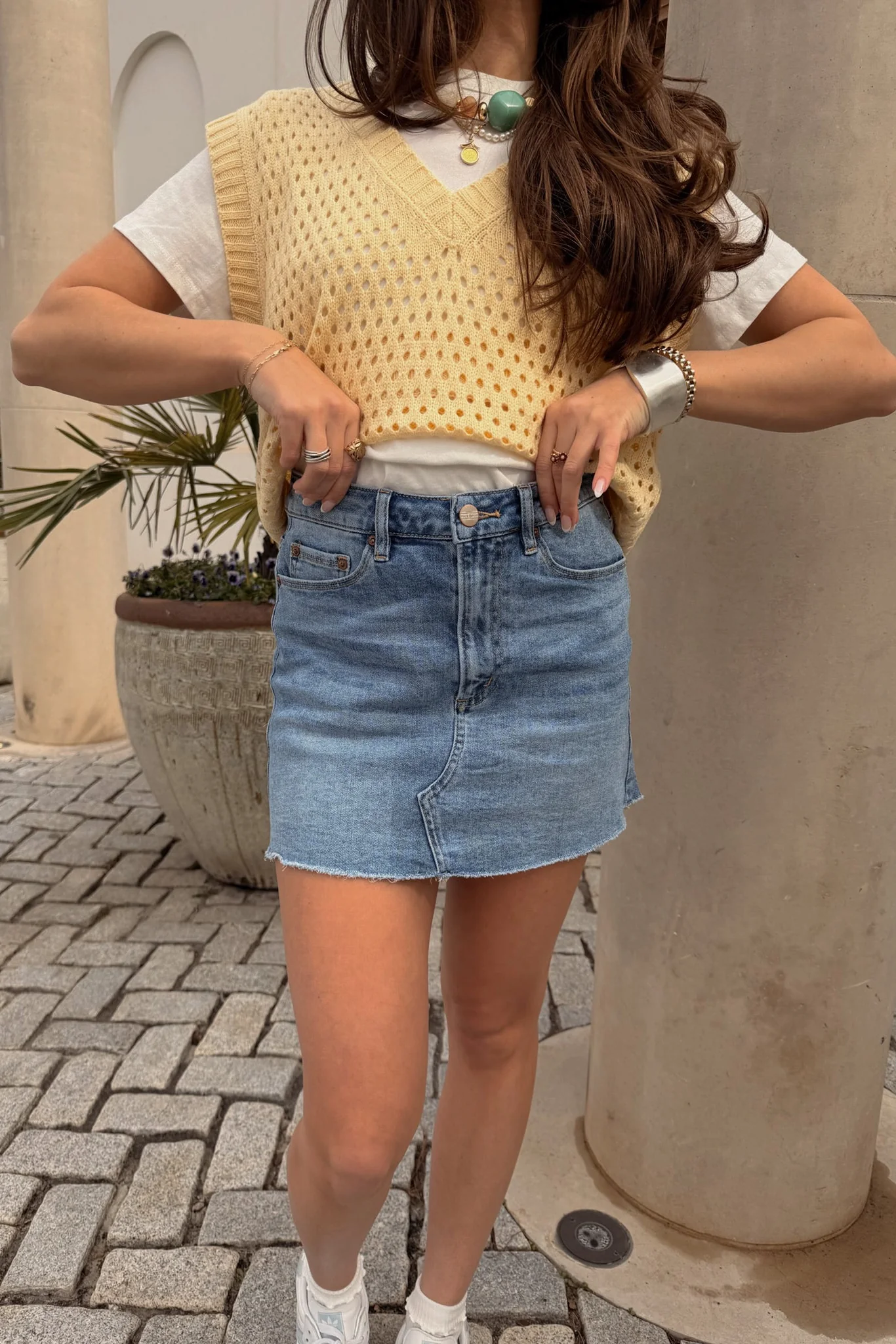 Elena Medium Denim Wash Mini Skirt - Image 5