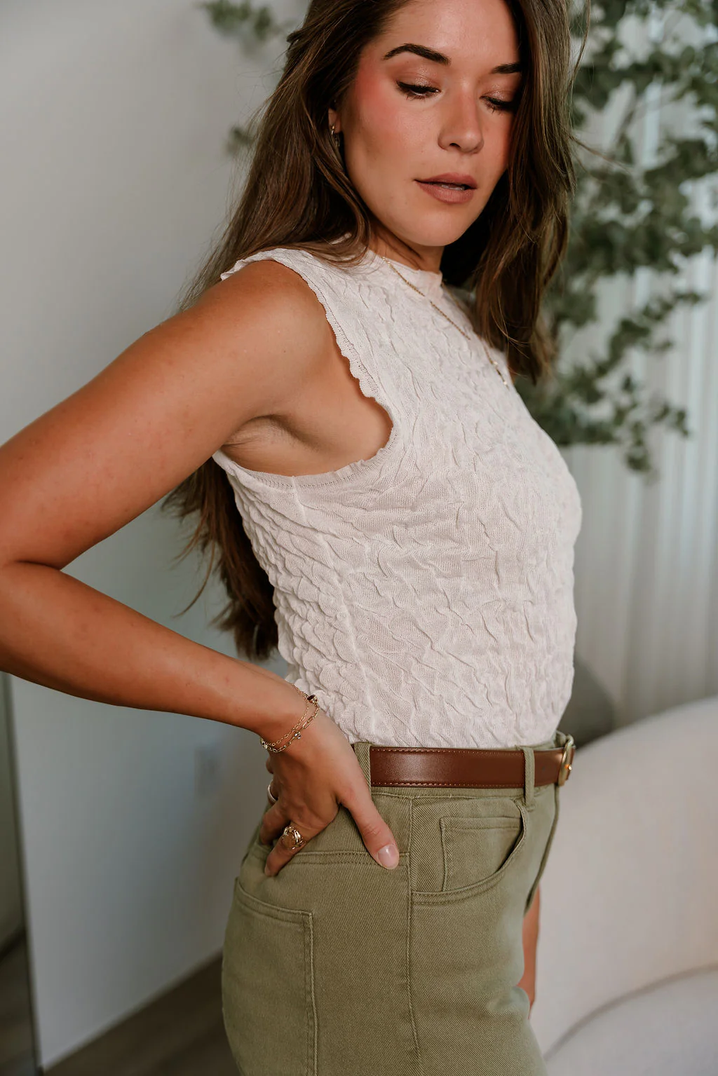 Elisa White Crinkle Sleeveless Tank - Image 8