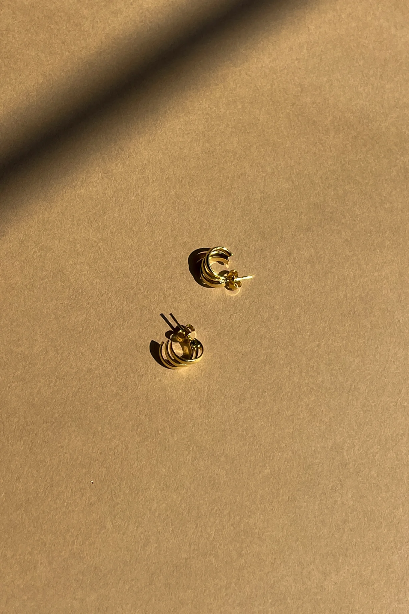 Eliza Gold Filled Mini Scoop Earring - Image 2