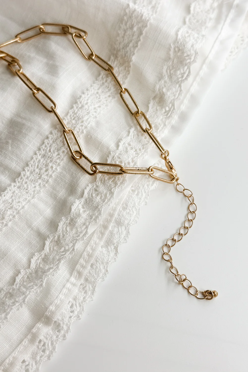 Eloise Brushed Gold Chain Heart Necklace - Image 2