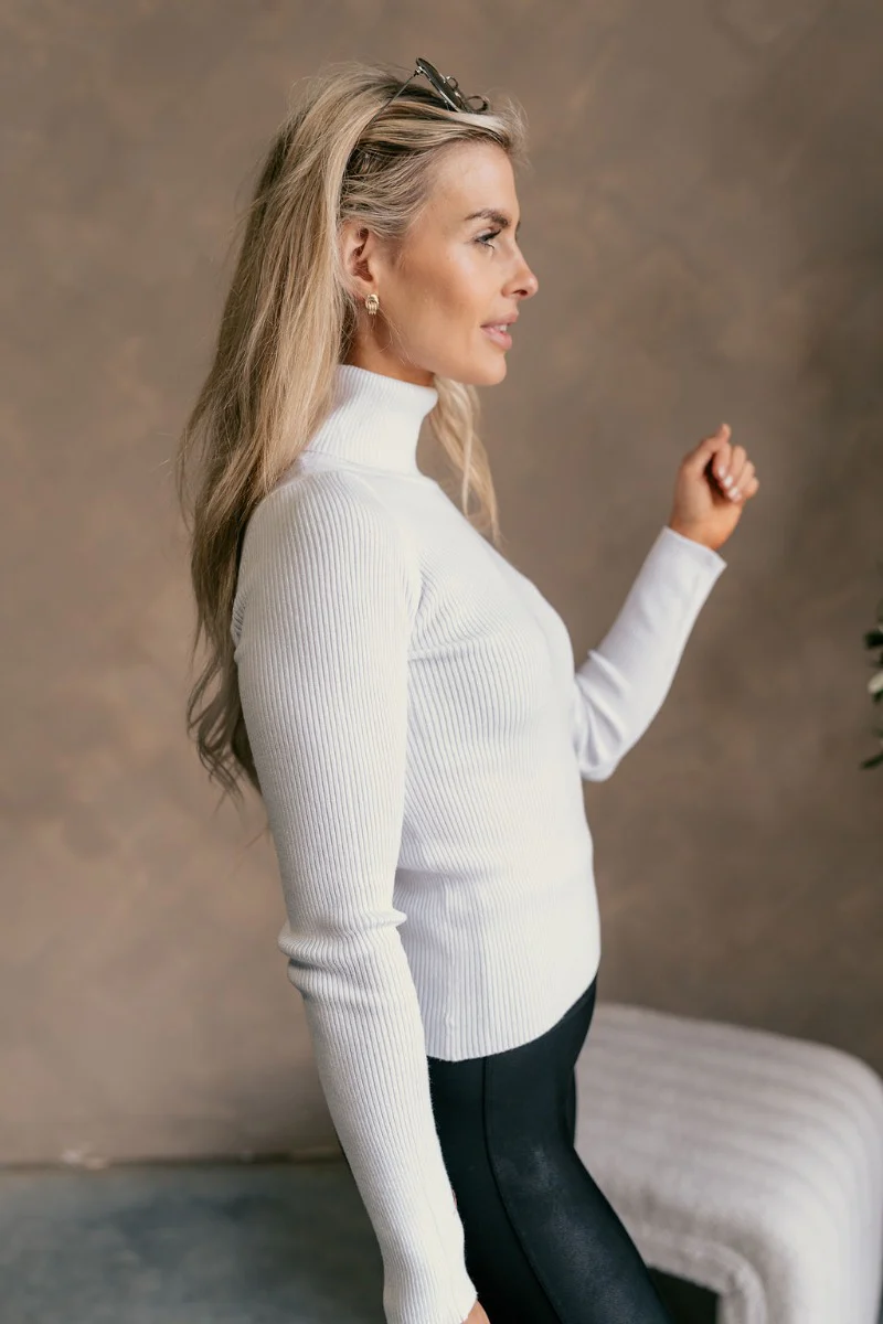 Elora Off White Long Sleeve Ribbed Turtleneck - Image 3
