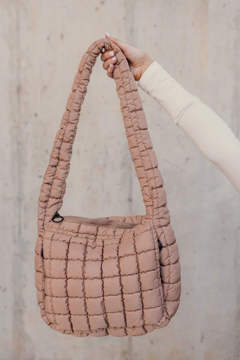 Emily Sand Puffer Travel Tote