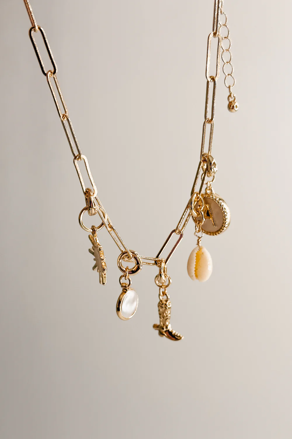 Maria Gold Oval Chain Link Necklace - Image 5