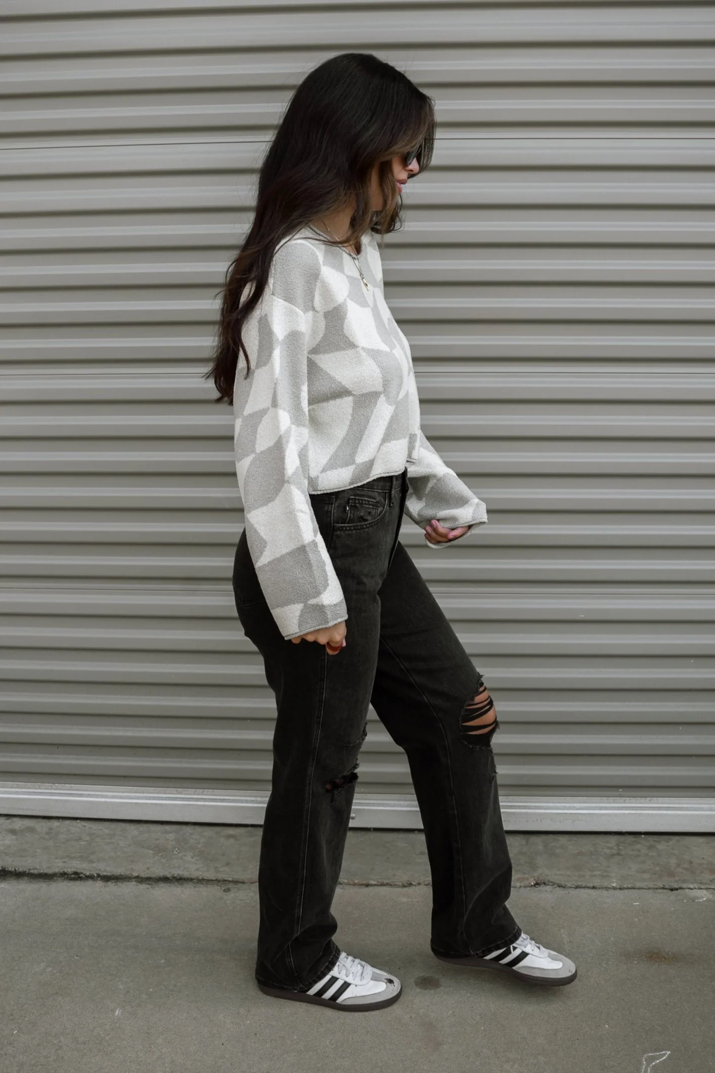Erica Grey & Cream Geometric Print Sweater - Image 4