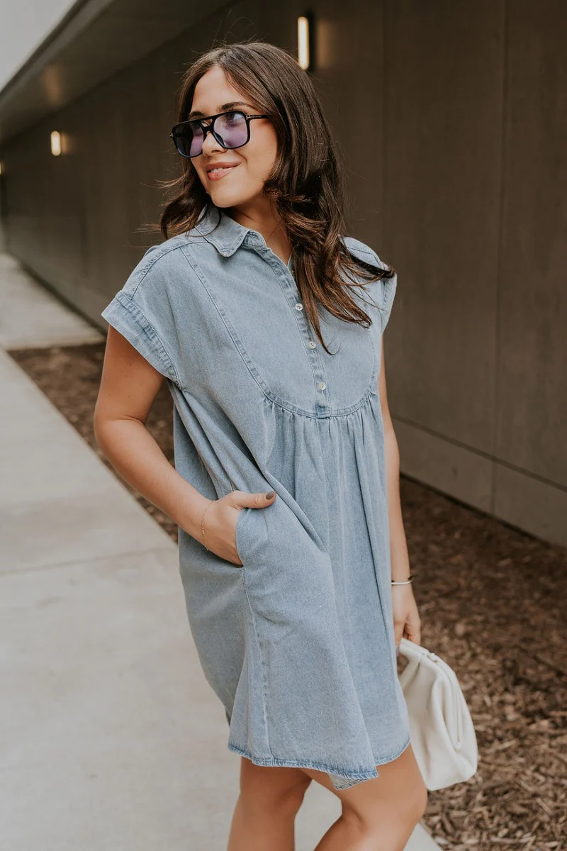 Everly Denim Short Sleeve Buttoned Dress - Image 7