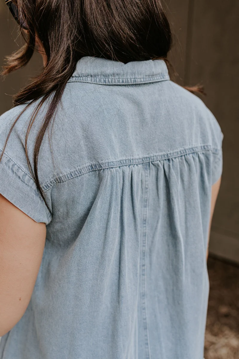 Everly Denim Short Sleeve Buttoned Dress - Image 8