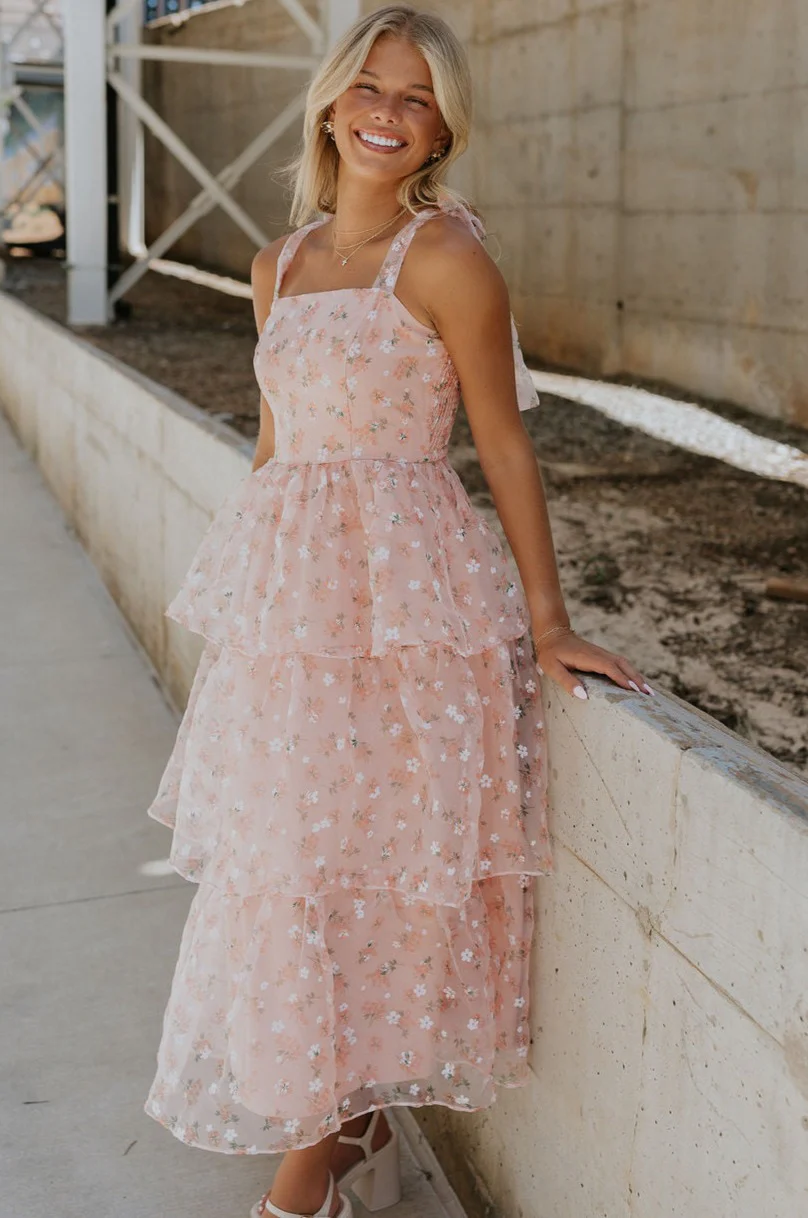 Evie Peach Blush Floral Tiered Midi Dress - Image 2