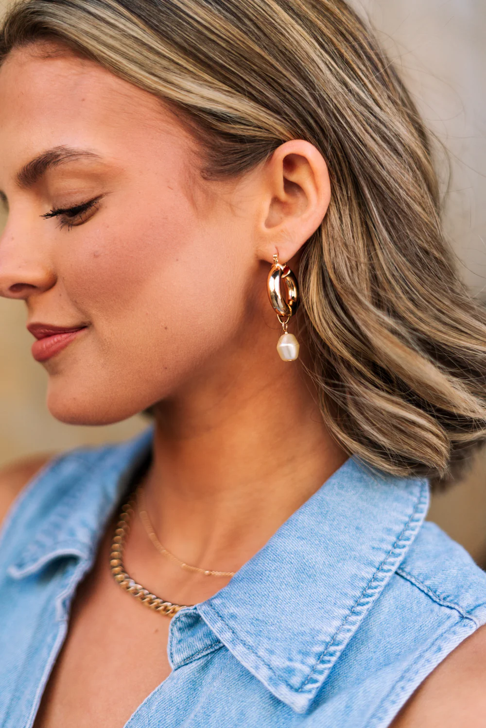 Patricia Gold Hoop Pearl Dangle Earring - Image 3