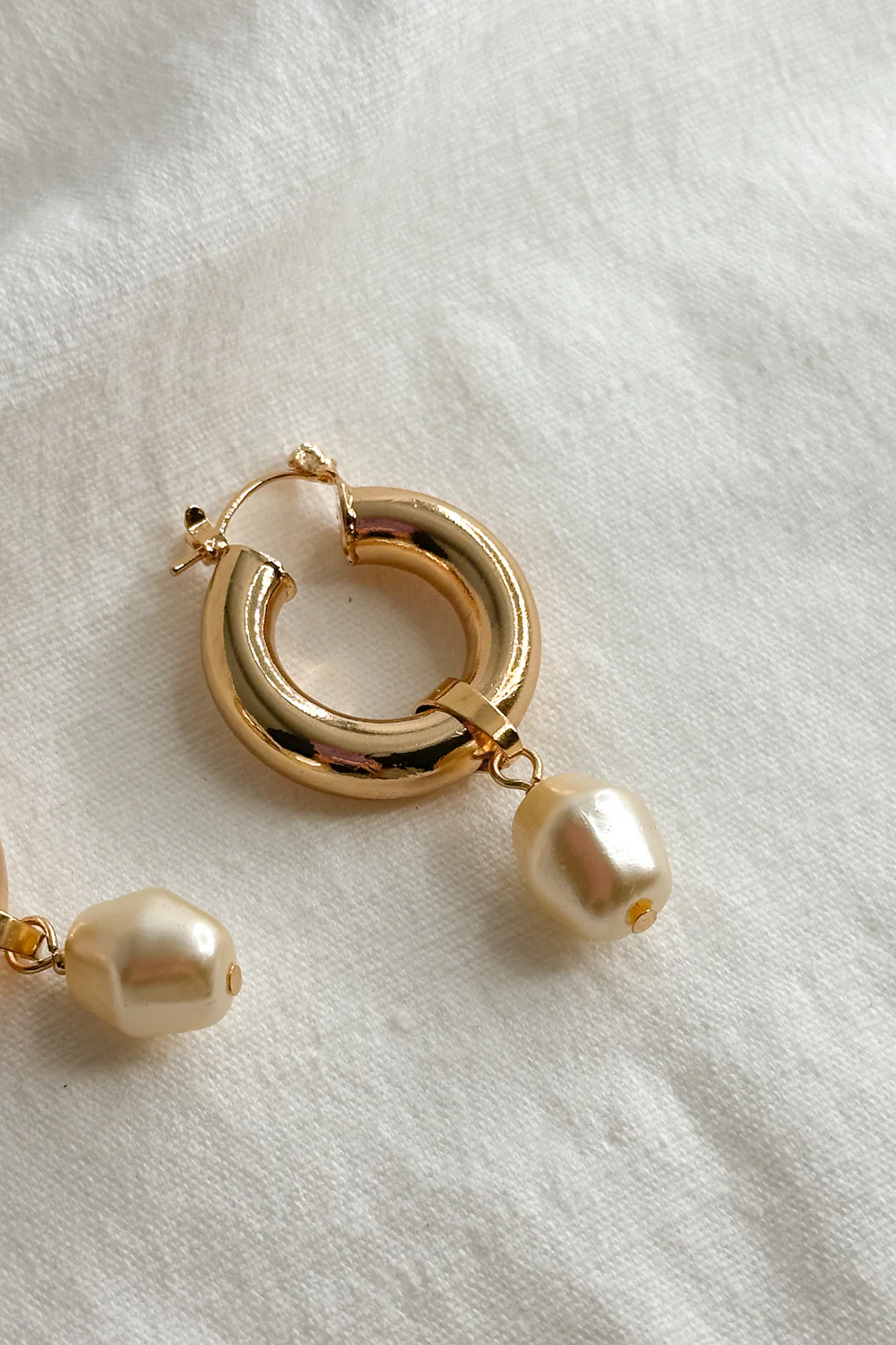 Patricia Gold Hoop Pearl Dangle Earring - Image 4