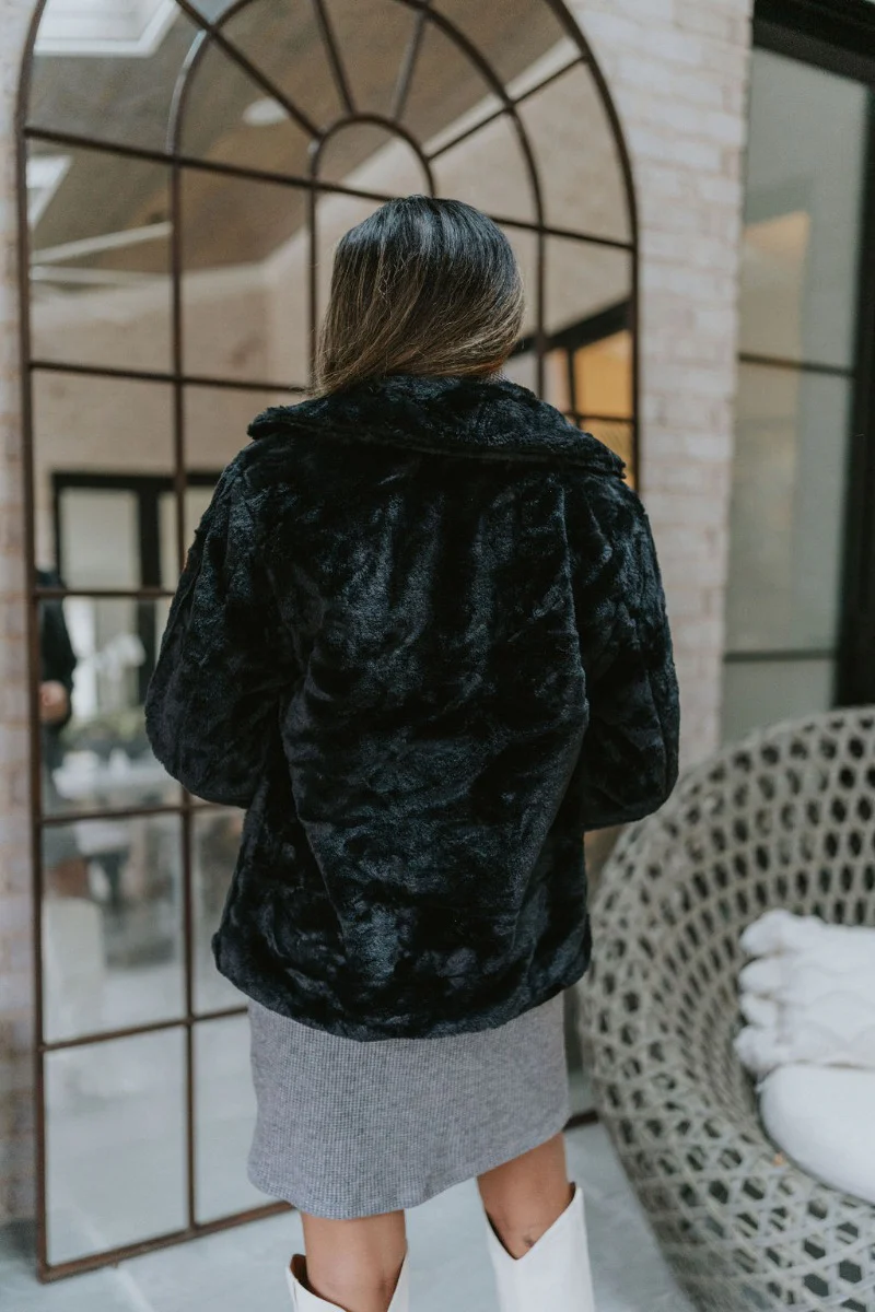 First Class Faux Fur Jacket - Image 5