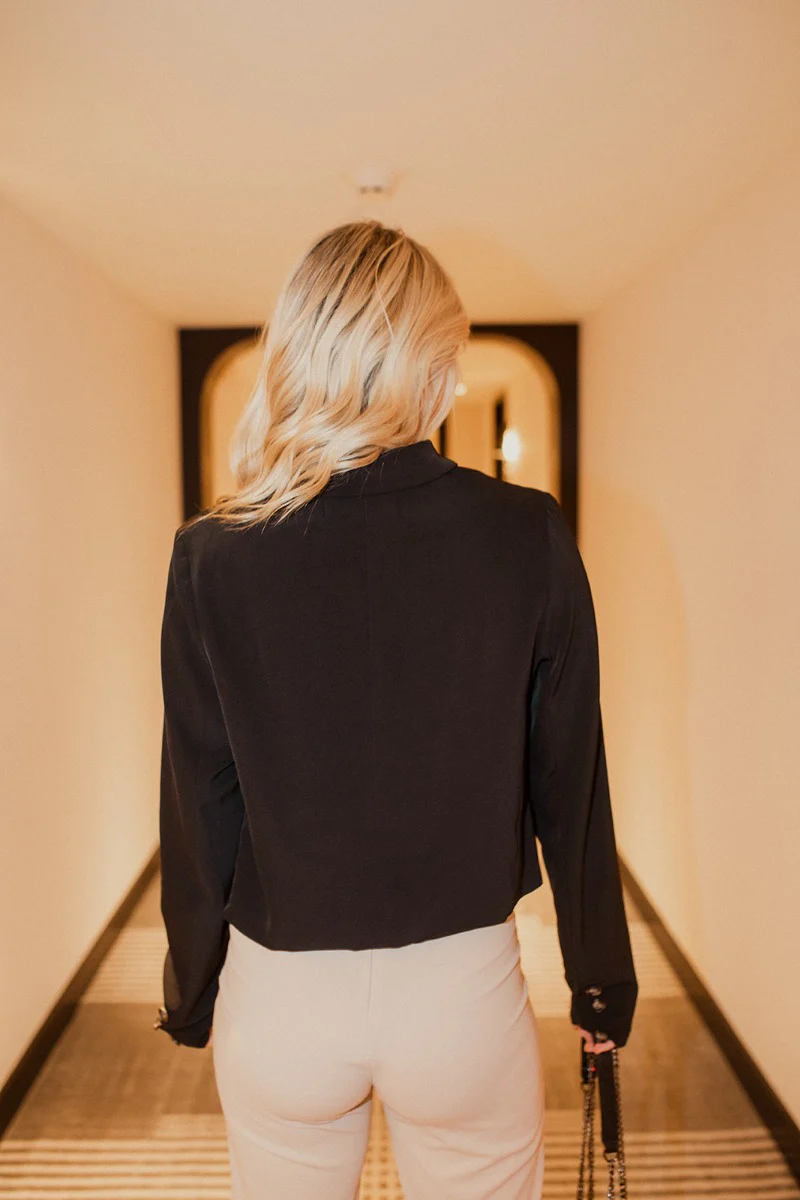 Give Me A Beat Cropped Blazer In Black - Image 3