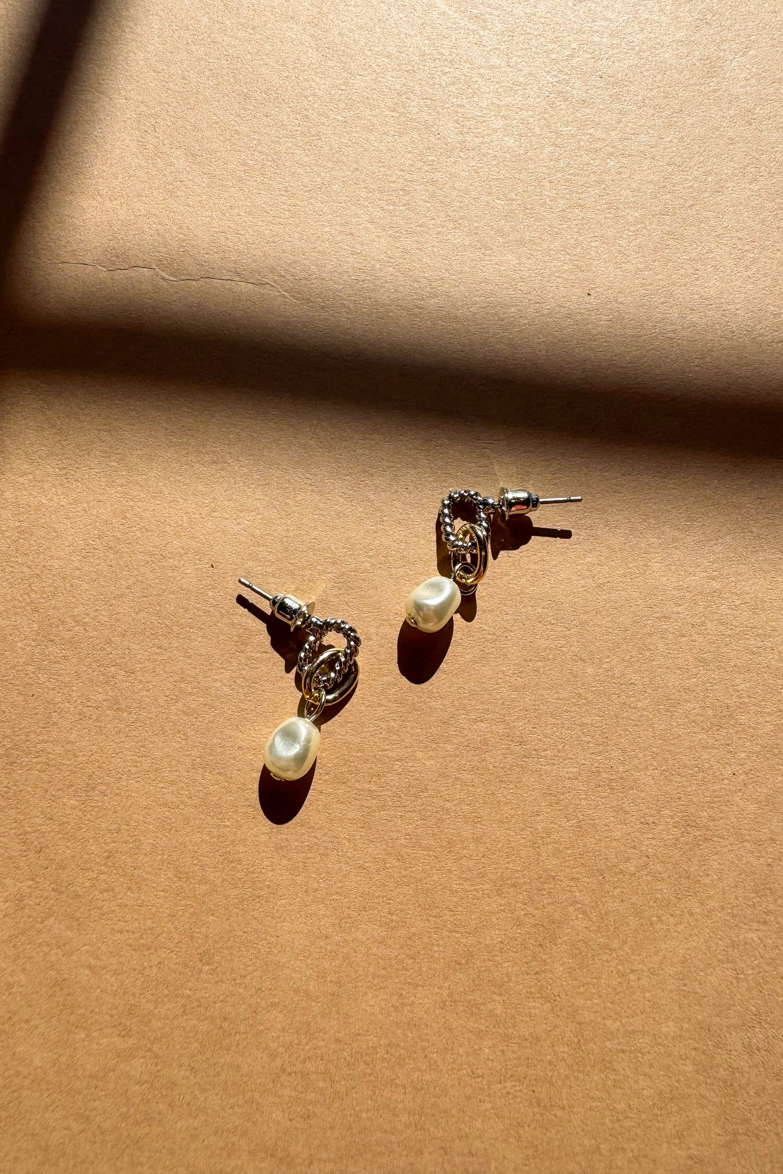 Grace Silver & Gold Chain and Pearl Earrings - Image 2